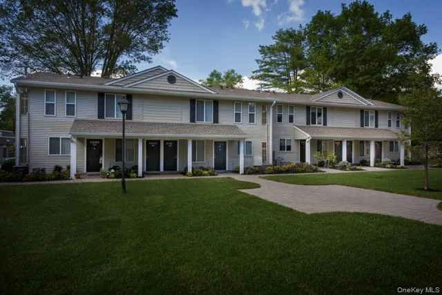 45 Country Club Drive, Brookhaven, NY, 2 Bedrooms Bedrooms, 5 Rooms Rooms,1 BathroomBathrooms,Residential Lease,For Rent,Country Club,0,915097 45 Country Club Drive, Brookhaven, NY, 2 Bedrooms Bedrooms, 5 Rooms Rooms,1 BathroomBathrooms,Residential Lease,For Rent,Country Club,0,915097