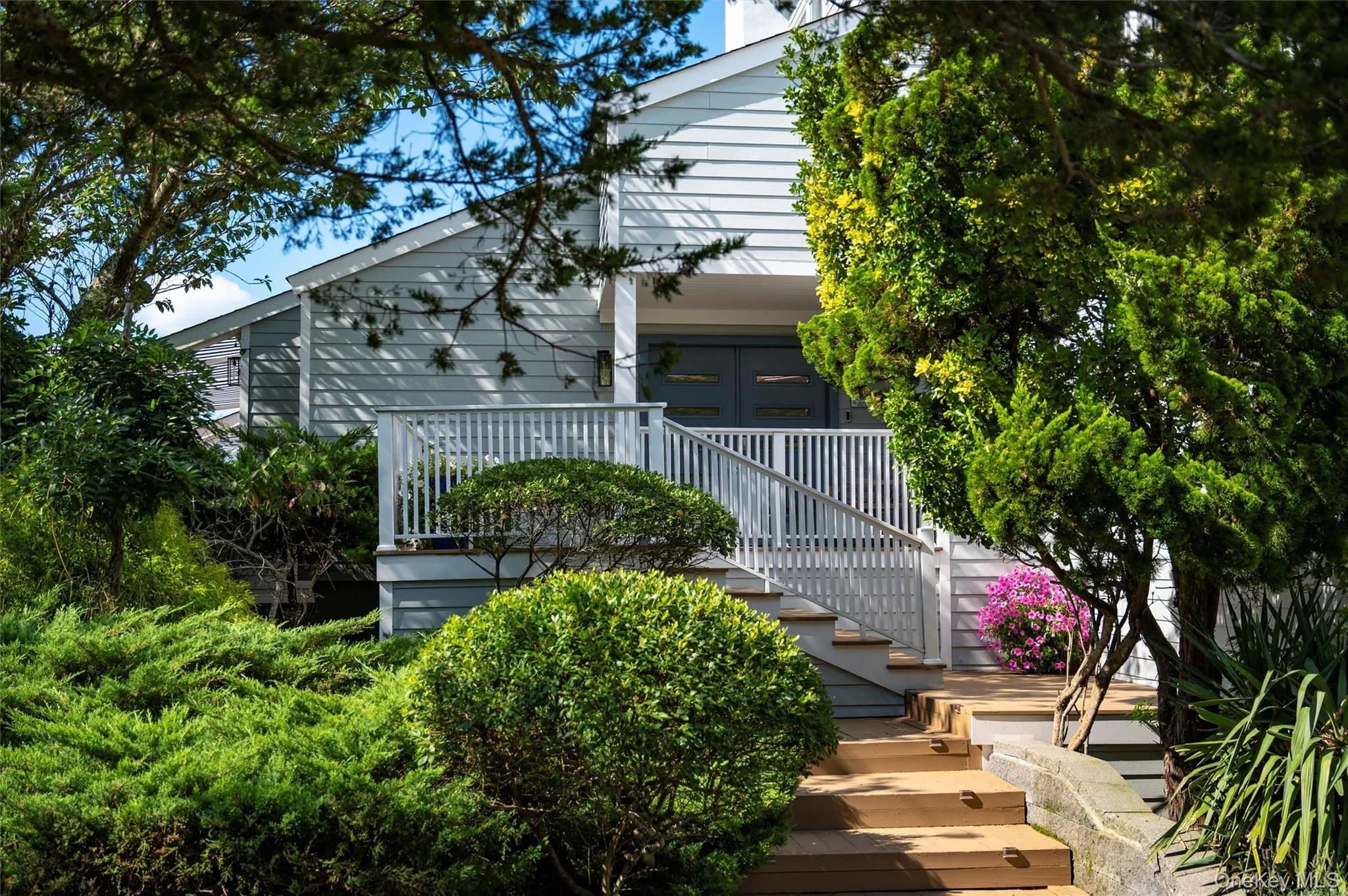 32 Reynolds Drive, Southampton, NY, 4 Bedrooms Bedrooms, 8 Rooms Rooms,4 BathroomsBathrooms,Residential Lease,For Rent,Reynolds,0,915218 32 Reynolds Drive, Southampton, NY, 4 Bedrooms Bedrooms, 8 Rooms Rooms,4 BathroomsBathrooms,Residential Lease,For Rent,Reynolds,0,915218