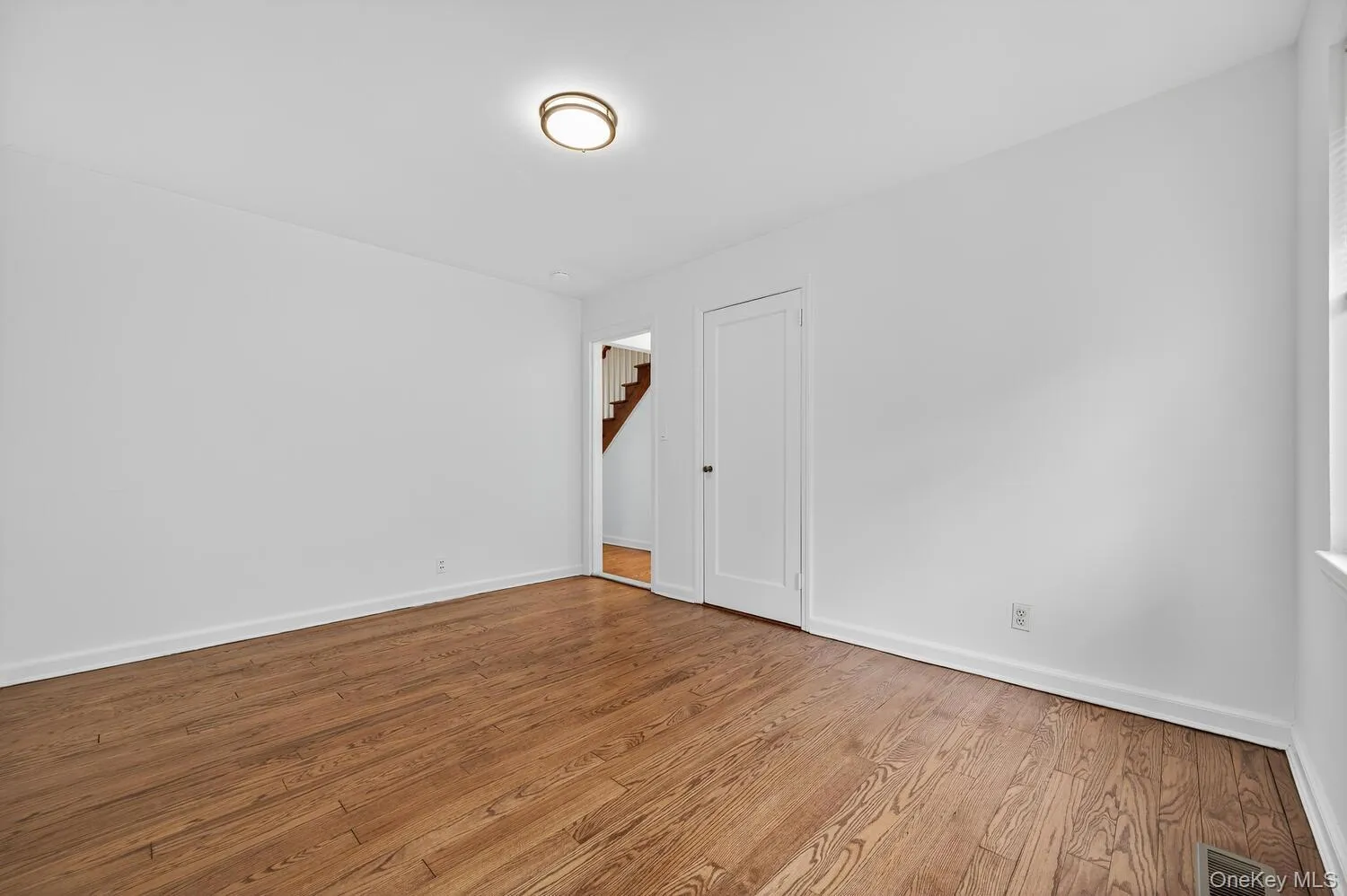 175 North Street, Oyster Bay, NY, 3 Bedrooms Bedrooms, 7 Rooms Rooms,2 BathroomsBathrooms,Residential,For Rent,North,0,915246 175 North Street, Oyster Bay, NY, 3 Bedrooms Bedrooms, 7 Rooms Rooms,2 BathroomsBathrooms,Residential,For Rent,North,0,915246