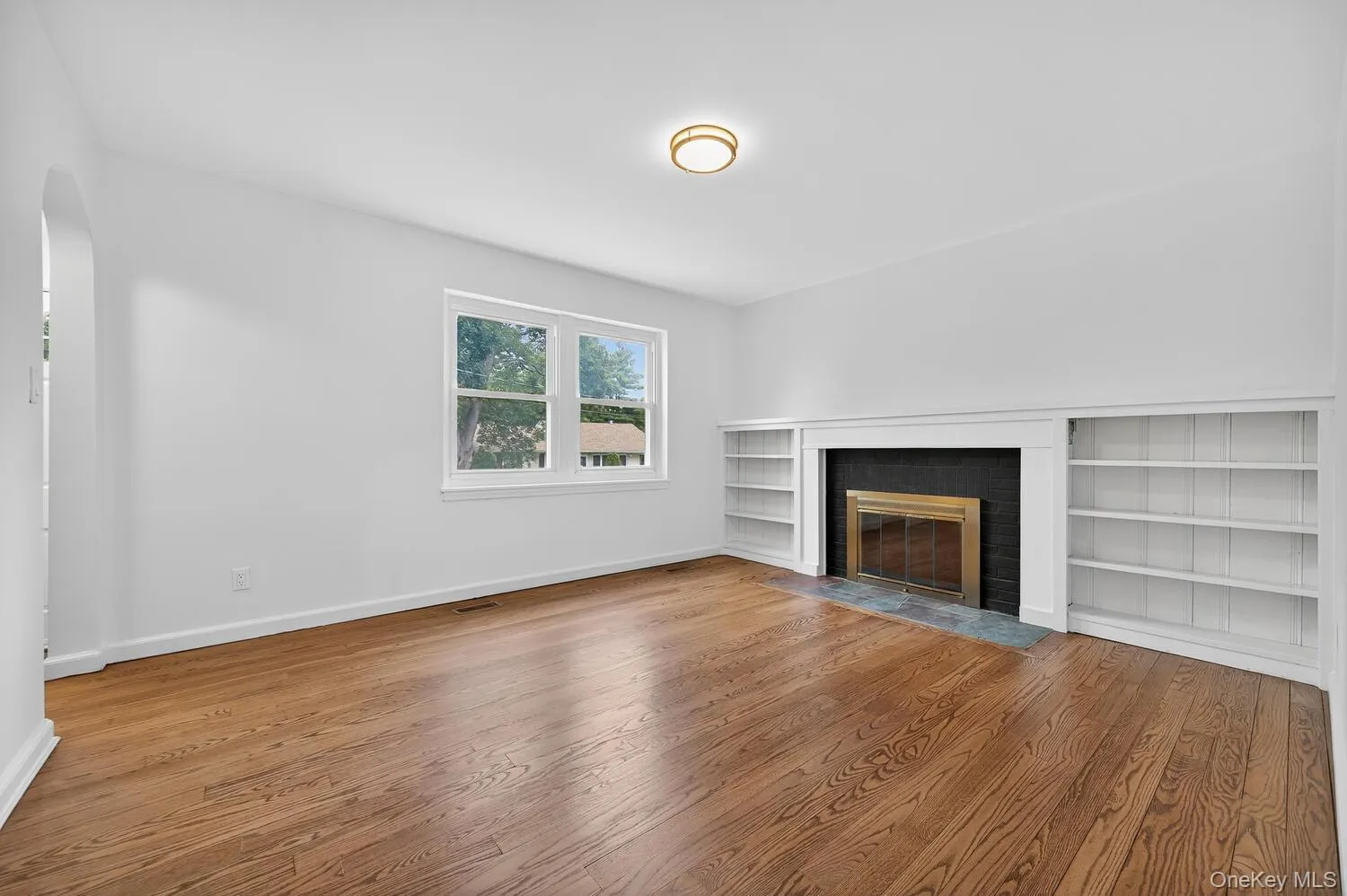 175 North Street, Oyster Bay, NY, 3 Bedrooms Bedrooms, 7 Rooms Rooms,2 BathroomsBathrooms,Residential,For Rent,North,0,915246 175 North Street, Oyster Bay, NY, 3 Bedrooms Bedrooms, 7 Rooms Rooms,2 BathroomsBathrooms,Residential,For Rent,North,0,915246