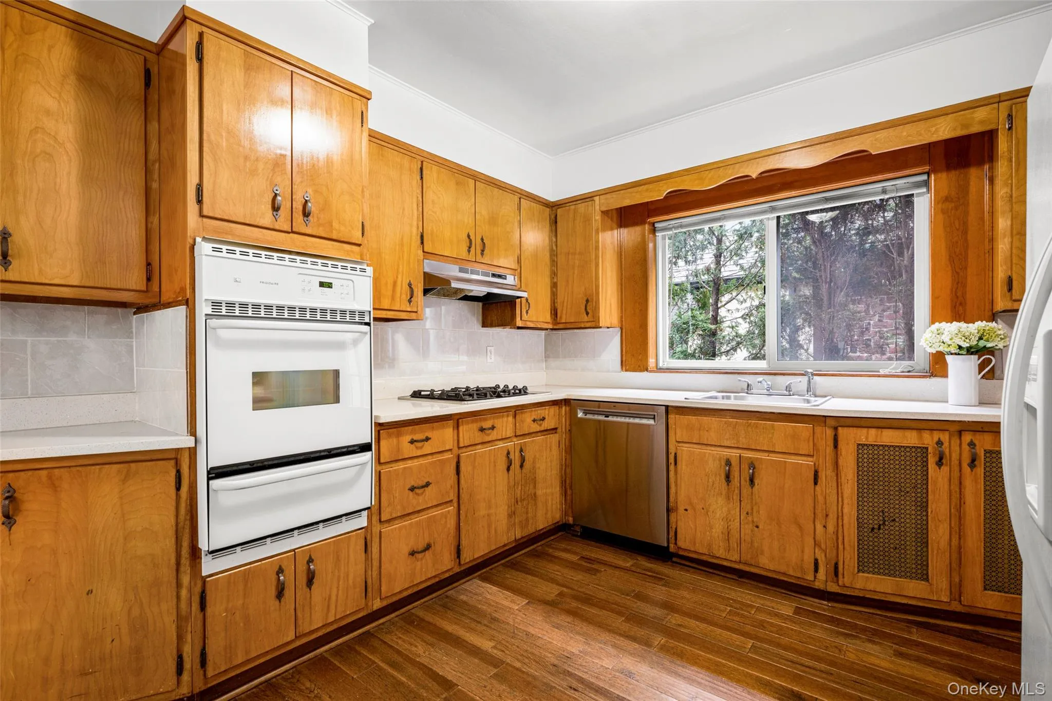 21 Forest Park Avenue, Mamaroneck, NY, 3 Bedrooms Bedrooms, 7 Rooms Rooms,2 BathroomsBathrooms,Residential Lease,Idx,Forest Park,0,915299 21 Forest Park Avenue, Mamaroneck, NY, 3 Bedrooms Bedrooms, 7 Rooms Rooms,2 BathroomsBathrooms,Residential Lease,Idx,Forest Park,0,915299