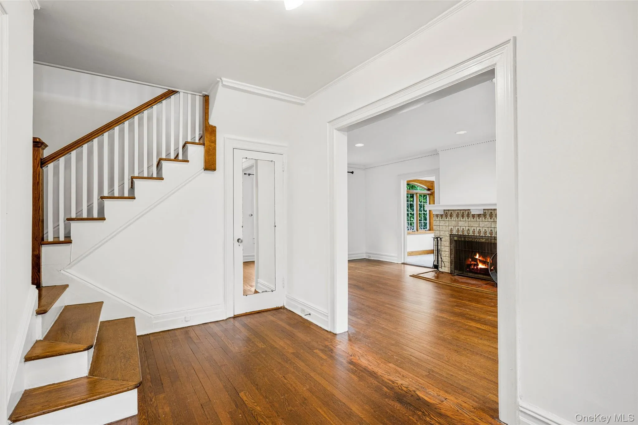 Large Foyer Large Foyer