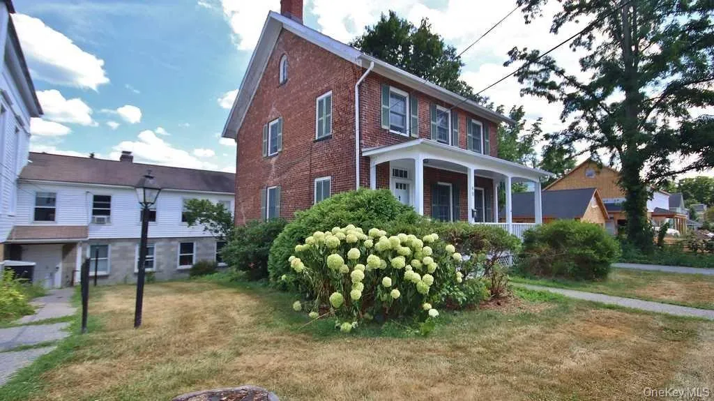 40 BROAD Street, Fishkill, NY, 2 Bedrooms Bedrooms, 5 Rooms Rooms,1 BathroomBathrooms,Residential Lease,Idx,BROAD,0,915382 40 BROAD Street, Fishkill, NY, 2 Bedrooms Bedrooms, 5 Rooms Rooms,1 BathroomBathrooms,Residential Lease,Idx,BROAD,0,915382