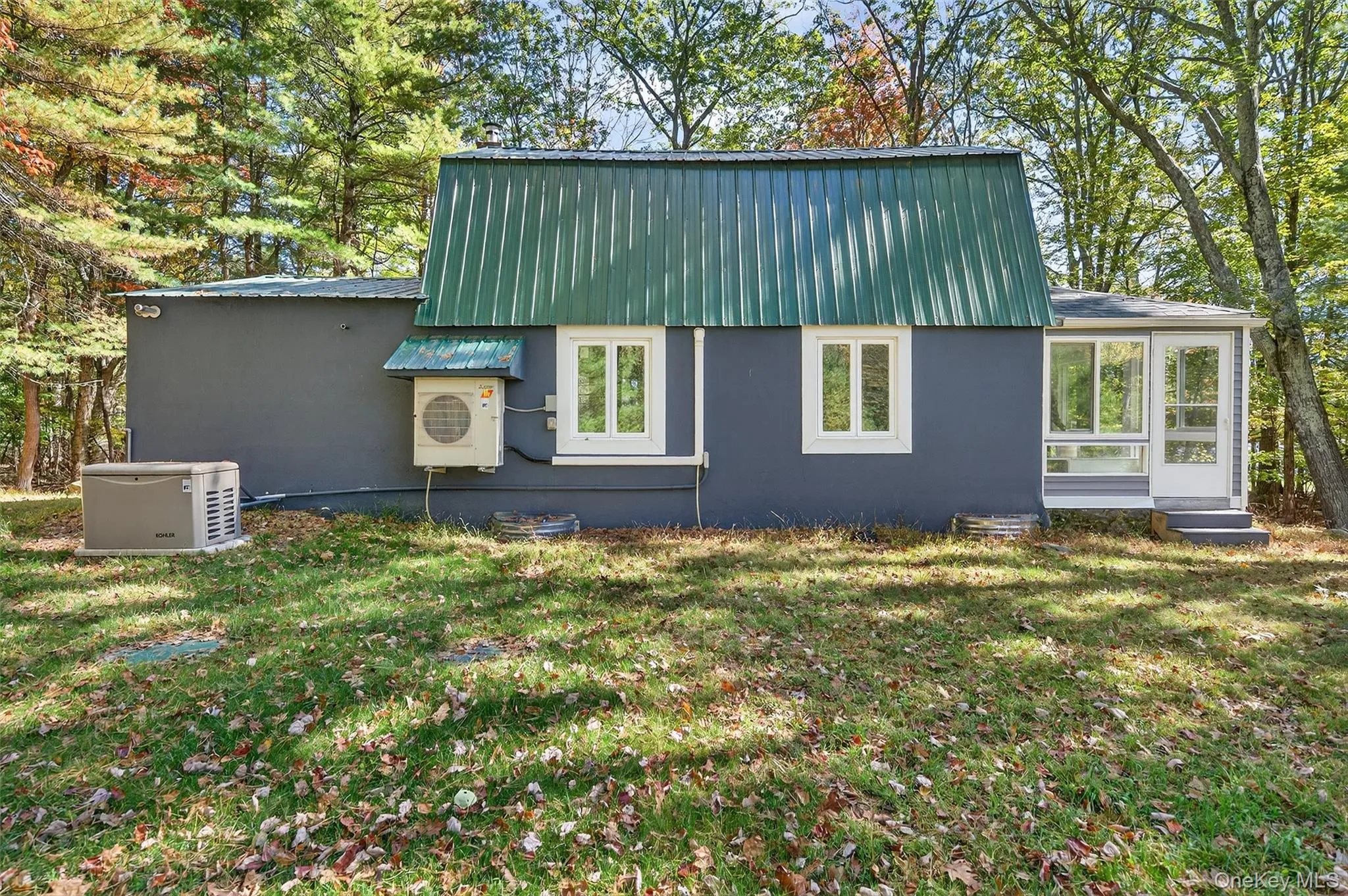 Rear exterior Rear exterior