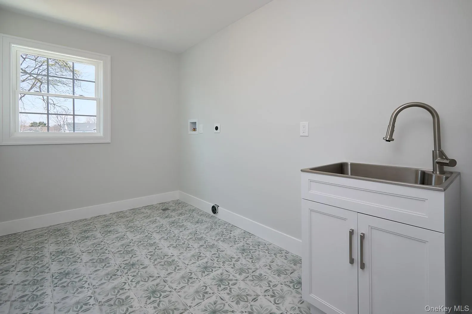 1480 Adam Place, Hempstead, NY, 5 Bedrooms Bedrooms, 10 Rooms Rooms,3 BathroomsBathrooms,Residential,For Rent,Adam,0,915477 1480 Adam Place, Hempstead, NY, 5 Bedrooms Bedrooms, 10 Rooms Rooms,3 BathroomsBathrooms,Residential,For Rent,Adam,0,915477