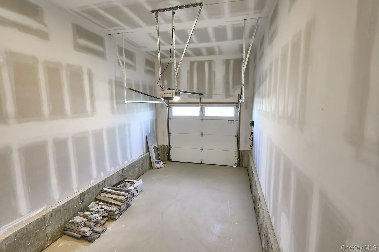 1480 Adam Place, Hempstead, NY, 5 Bedrooms Bedrooms, 10 Rooms Rooms,3 BathroomsBathrooms,Residential,For Rent,Adam,0,915477 1480 Adam Place, Hempstead, NY, 5 Bedrooms Bedrooms, 10 Rooms Rooms,3 BathroomsBathrooms,Residential,For Rent,Adam,0,915477