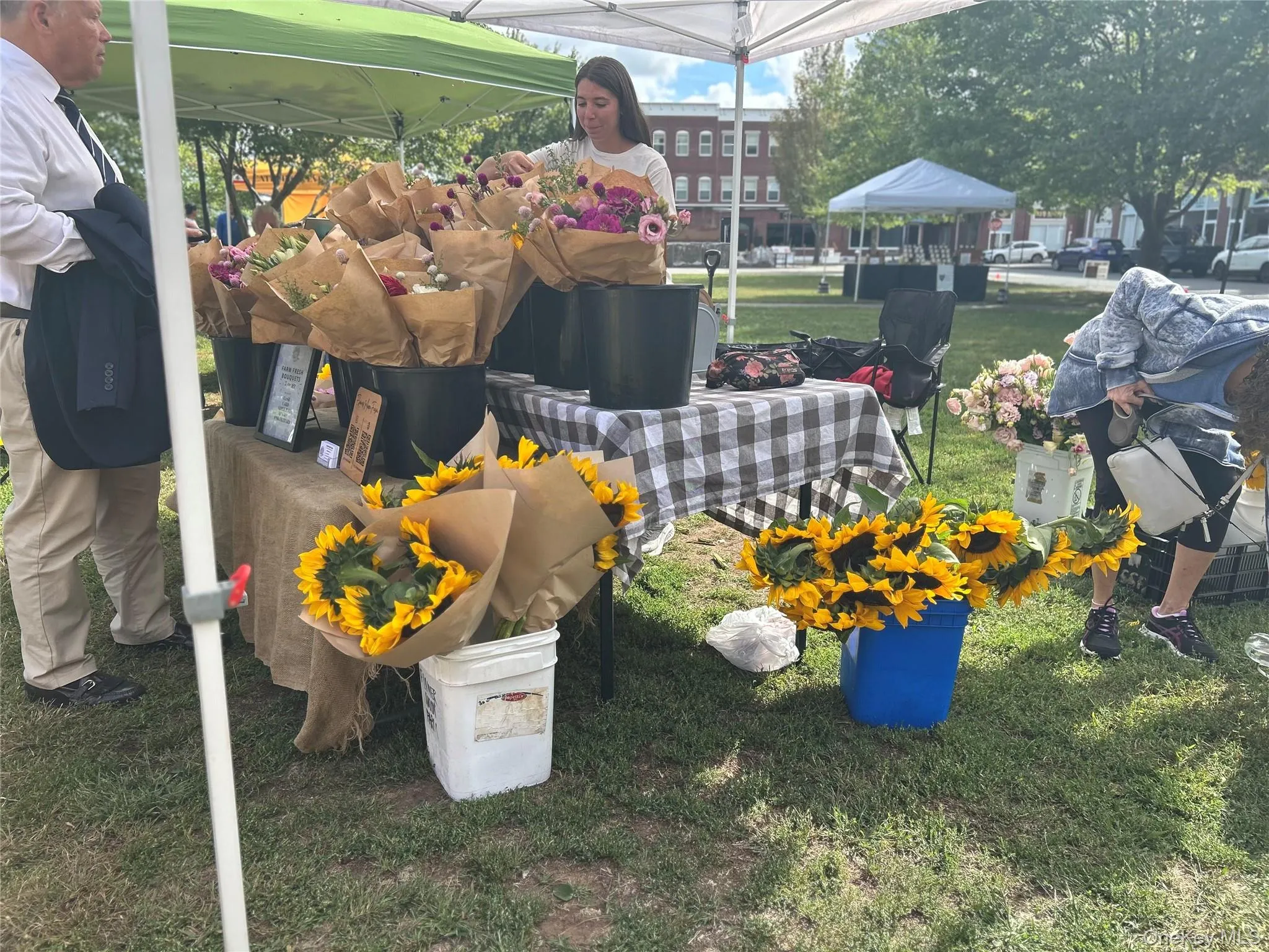 Exterior view of a sunroom Exterior view of a sunroom