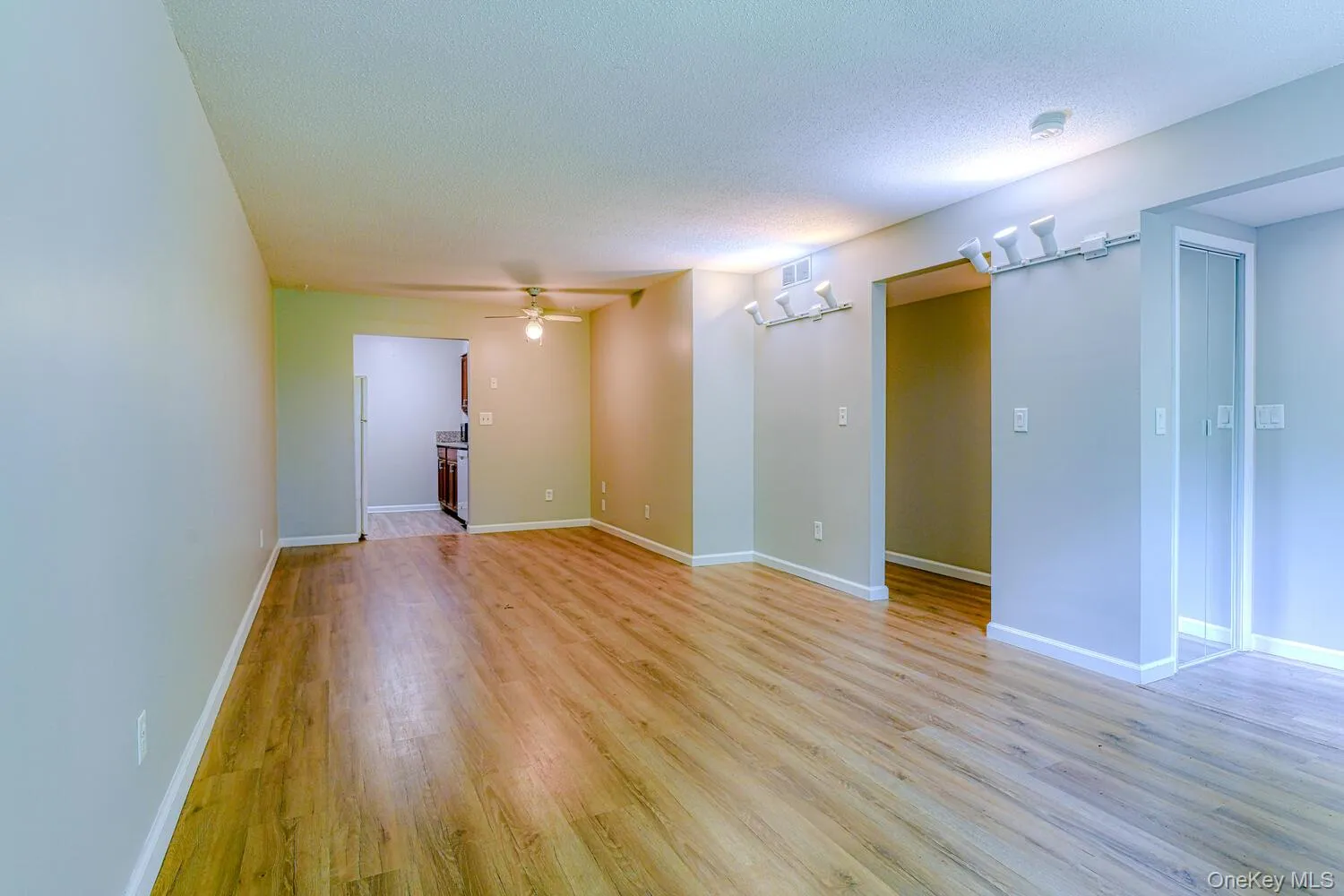 Open Living/Dining Room Open Living/Dining Room