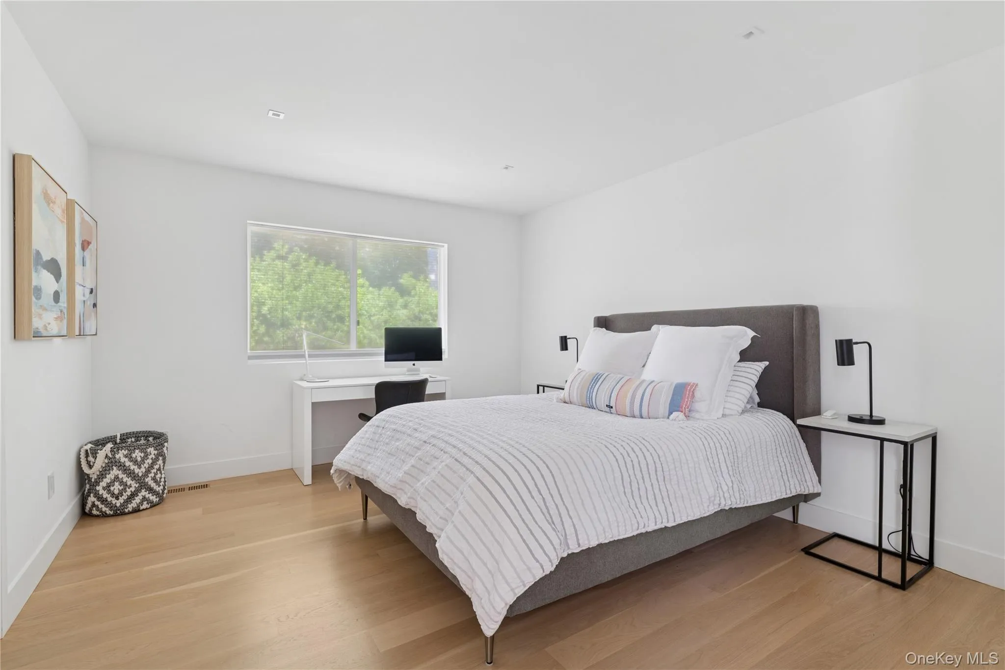 10 Lakewood Lane, Southampton, NY, 4 Bedrooms Bedrooms, 9 Rooms Rooms,4 BathroomsBathrooms,Residential Lease,Idx,Lakewood,916232 10 Lakewood Lane, Southampton, NY, 4 Bedrooms Bedrooms, 9 Rooms Rooms,4 BathroomsBathrooms,Residential Lease,Idx,Lakewood,916232