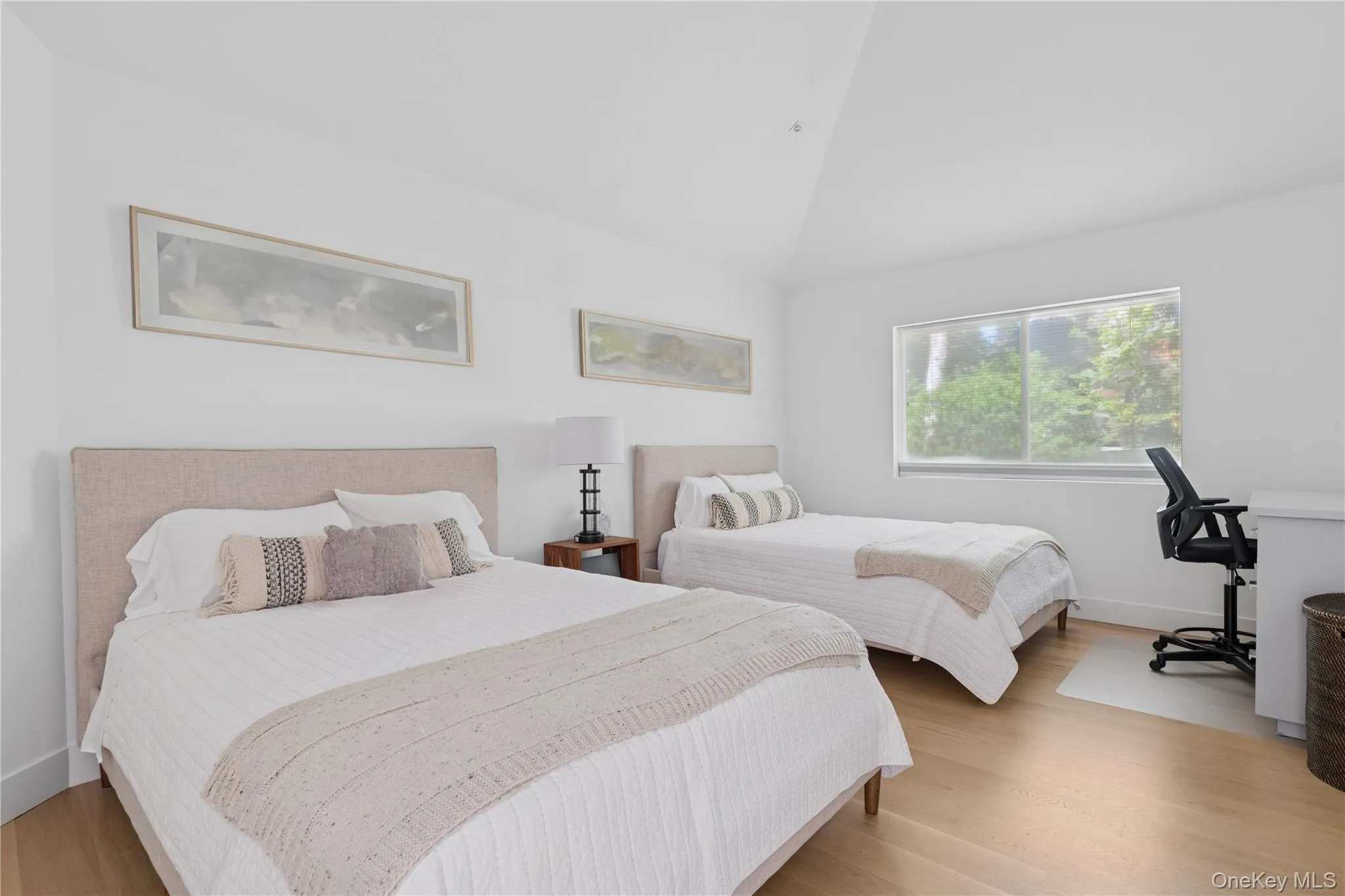 10 Lakewood Lane, Southampton, NY, 4 Bedrooms Bedrooms, 9 Rooms Rooms,4 BathroomsBathrooms,Residential Lease,Idx,Lakewood,916232 10 Lakewood Lane, Southampton, NY, 4 Bedrooms Bedrooms, 9 Rooms Rooms,4 BathroomsBathrooms,Residential Lease,Idx,Lakewood,916232