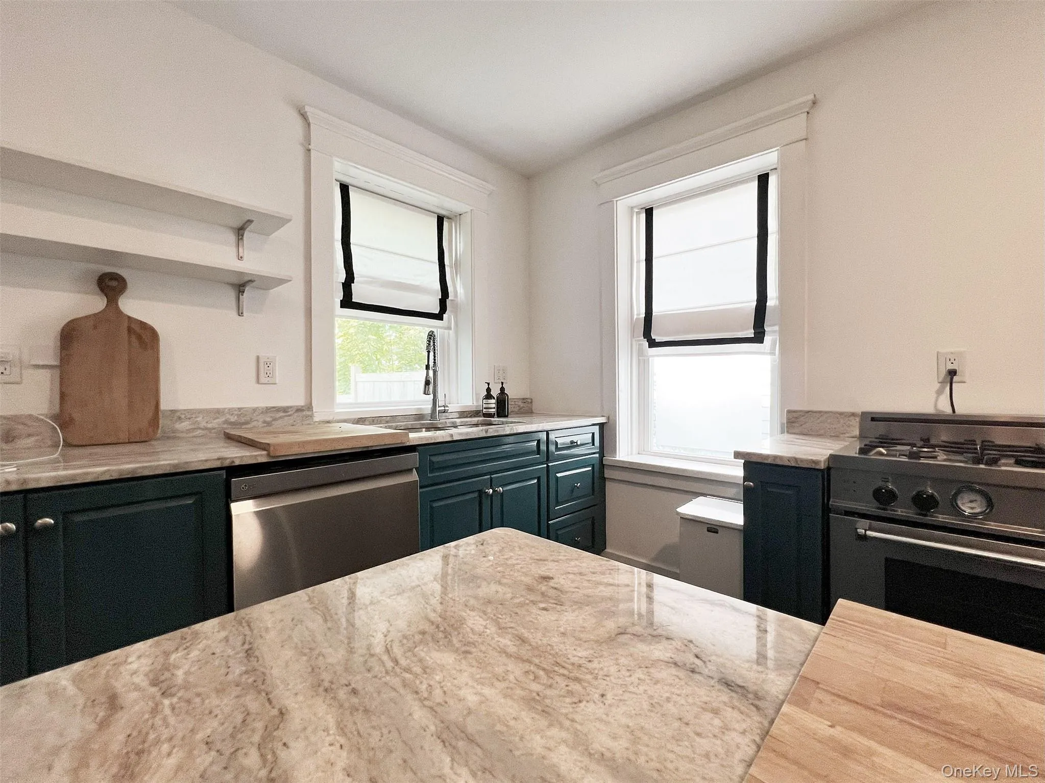 Kitchen Bertazzoni Miele appliances marble Counters Kitchen Bertazzoni Miele appliances marble Counters