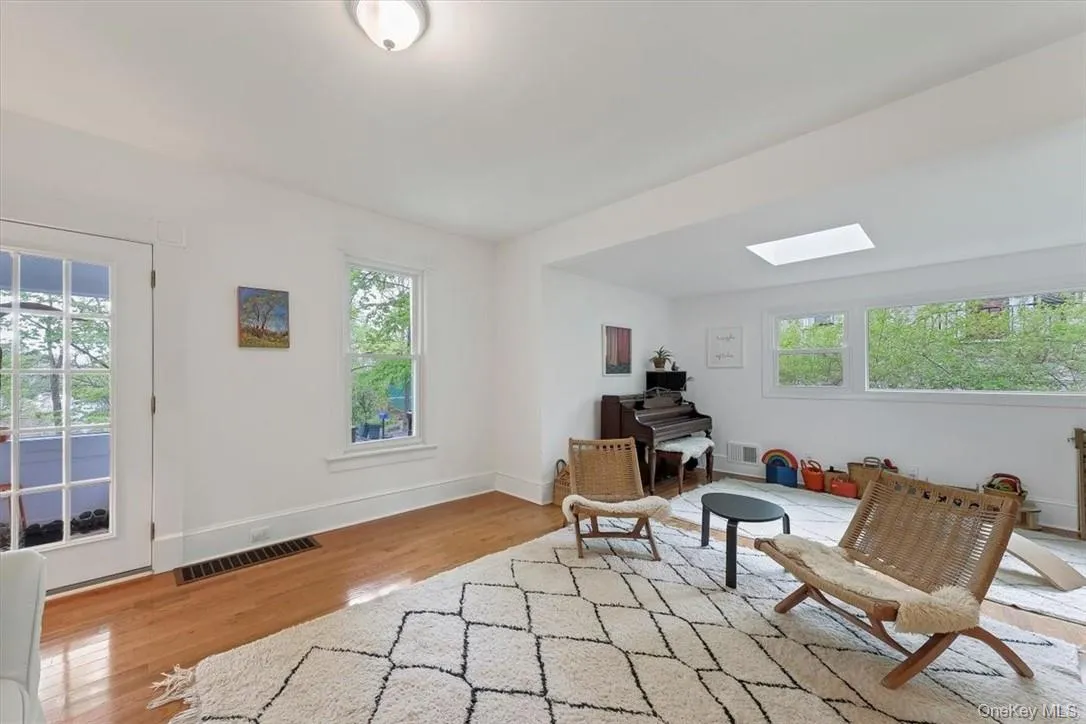 25 King Street, Cortlandt, NY, 4 Bedrooms Bedrooms, 10 Rooms Rooms,3 BathroomsBathrooms,Residential Lease,Idx,King,916356 25 King Street, Cortlandt, NY, 4 Bedrooms Bedrooms, 10 Rooms Rooms,3 BathroomsBathrooms,Residential Lease,Idx,King,916356