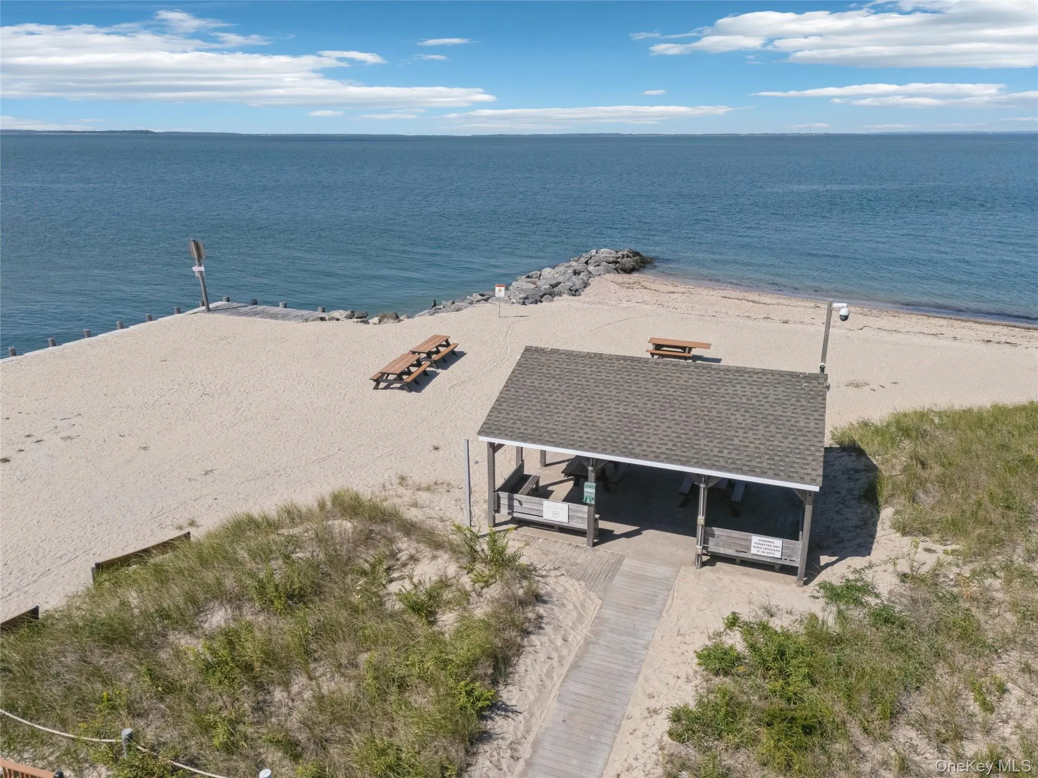 10 Rutland Road, East Hampton, NY, 3 Bedrooms Bedrooms, 7 Rooms Rooms,2 BathroomsBathrooms,Residential,For Rent,Rutland,0,916476 10 Rutland Road, East Hampton, NY, 3 Bedrooms Bedrooms, 7 Rooms Rooms,2 BathroomsBathrooms,Residential,For Rent,Rutland,0,916476