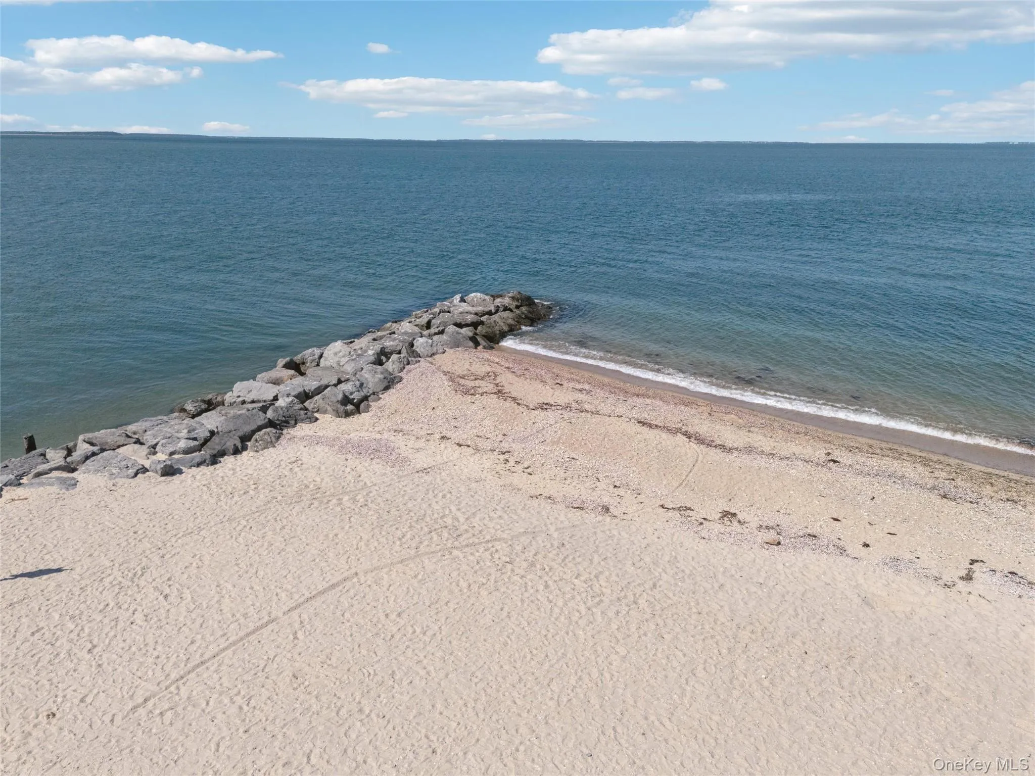 10 Rutland Road, East Hampton, NY, 3 Bedrooms Bedrooms, 7 Rooms Rooms,2 BathroomsBathrooms,Residential,For Rent,Rutland,0,916476 10 Rutland Road, East Hampton, NY, 3 Bedrooms Bedrooms, 7 Rooms Rooms,2 BathroomsBathrooms,Residential,For Rent,Rutland,0,916476
