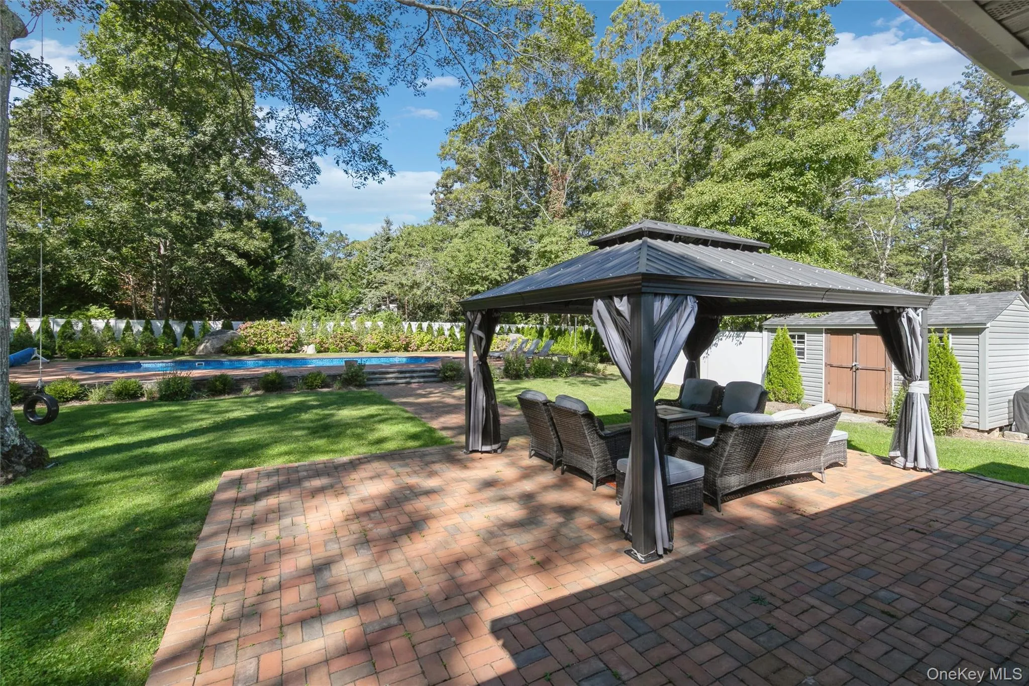 10 Rutland Road, East Hampton, NY, 3 Bedrooms Bedrooms, 7 Rooms Rooms,2 BathroomsBathrooms,Residential,For Rent,Rutland,0,916476 10 Rutland Road, East Hampton, NY, 3 Bedrooms Bedrooms, 7 Rooms Rooms,2 BathroomsBathrooms,Residential,For Rent,Rutland,0,916476