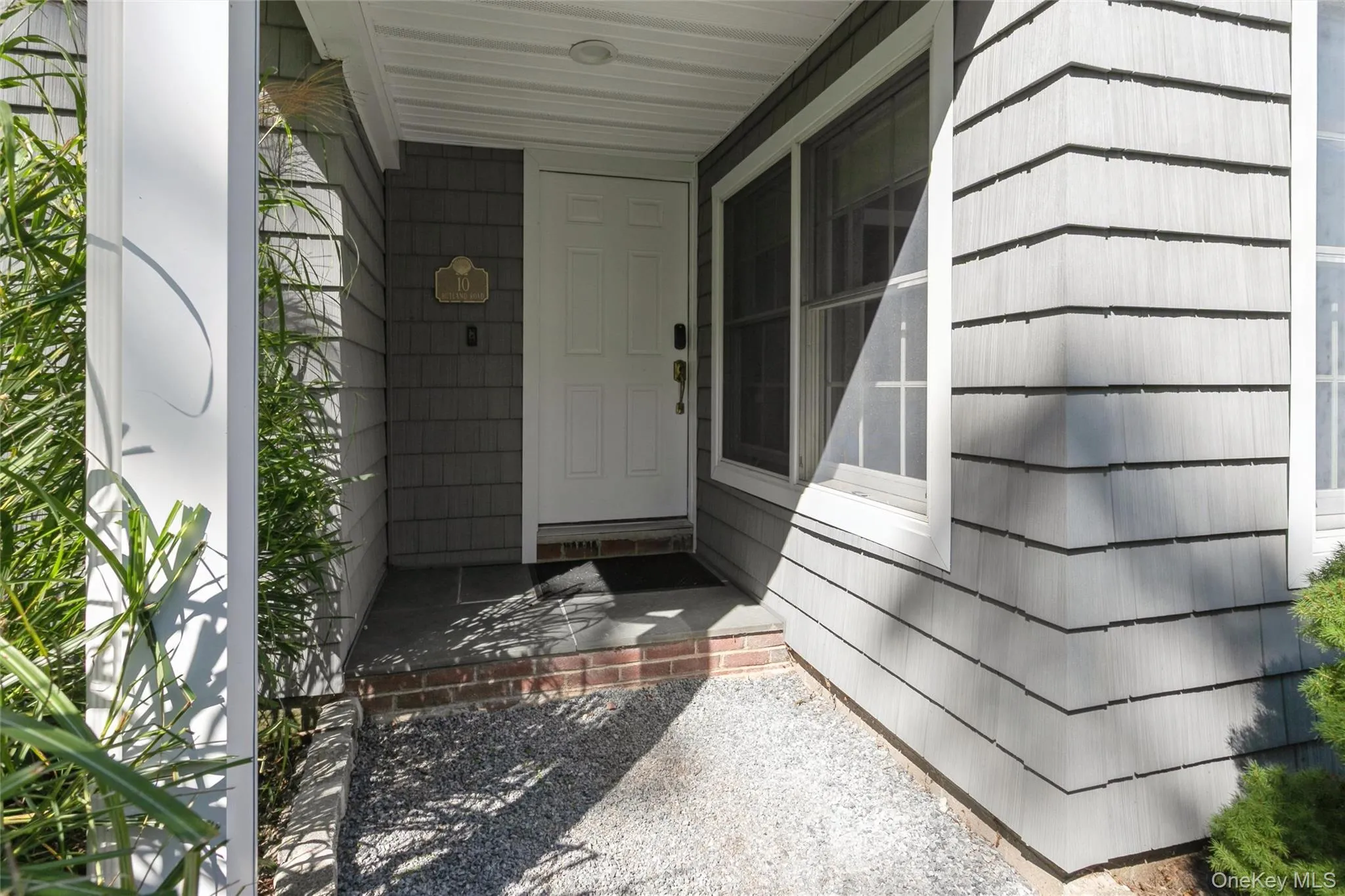 10 Rutland Road, East Hampton, NY, 3 Bedrooms Bedrooms, 7 Rooms Rooms,2 BathroomsBathrooms,Residential,For Rent,Rutland,0,916476 10 Rutland Road, East Hampton, NY, 3 Bedrooms Bedrooms, 7 Rooms Rooms,2 BathroomsBathrooms,Residential,For Rent,Rutland,0,916476