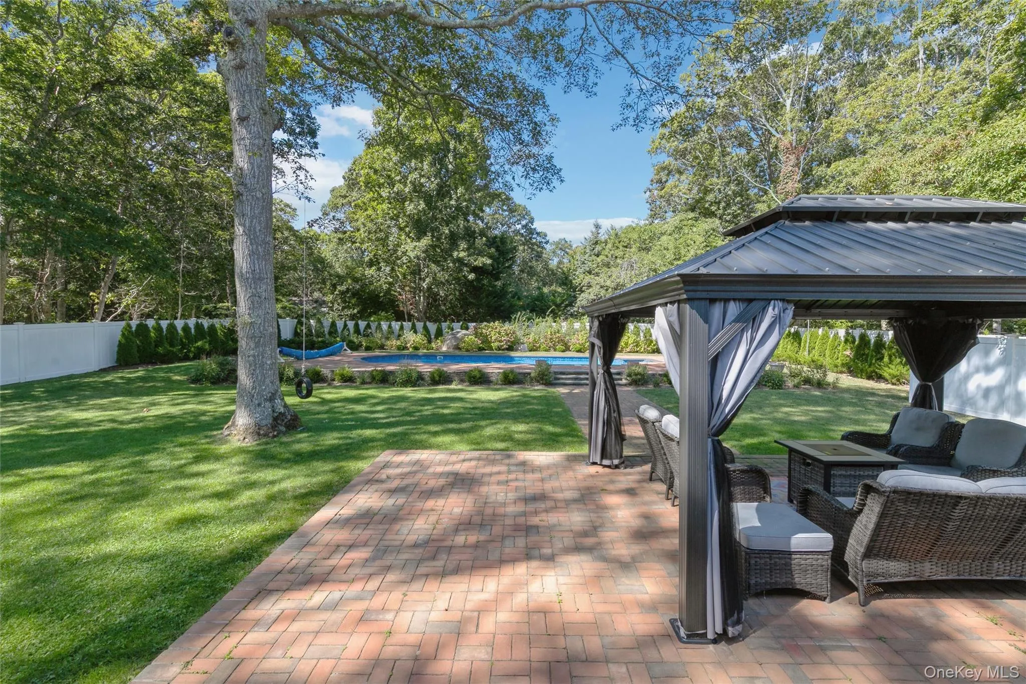 10 Rutland Road, East Hampton, NY, 3 Bedrooms Bedrooms, 7 Rooms Rooms,2 BathroomsBathrooms,Residential,For Rent,Rutland,0,916476 10 Rutland Road, East Hampton, NY, 3 Bedrooms Bedrooms, 7 Rooms Rooms,2 BathroomsBathrooms,Residential,For Rent,Rutland,0,916476