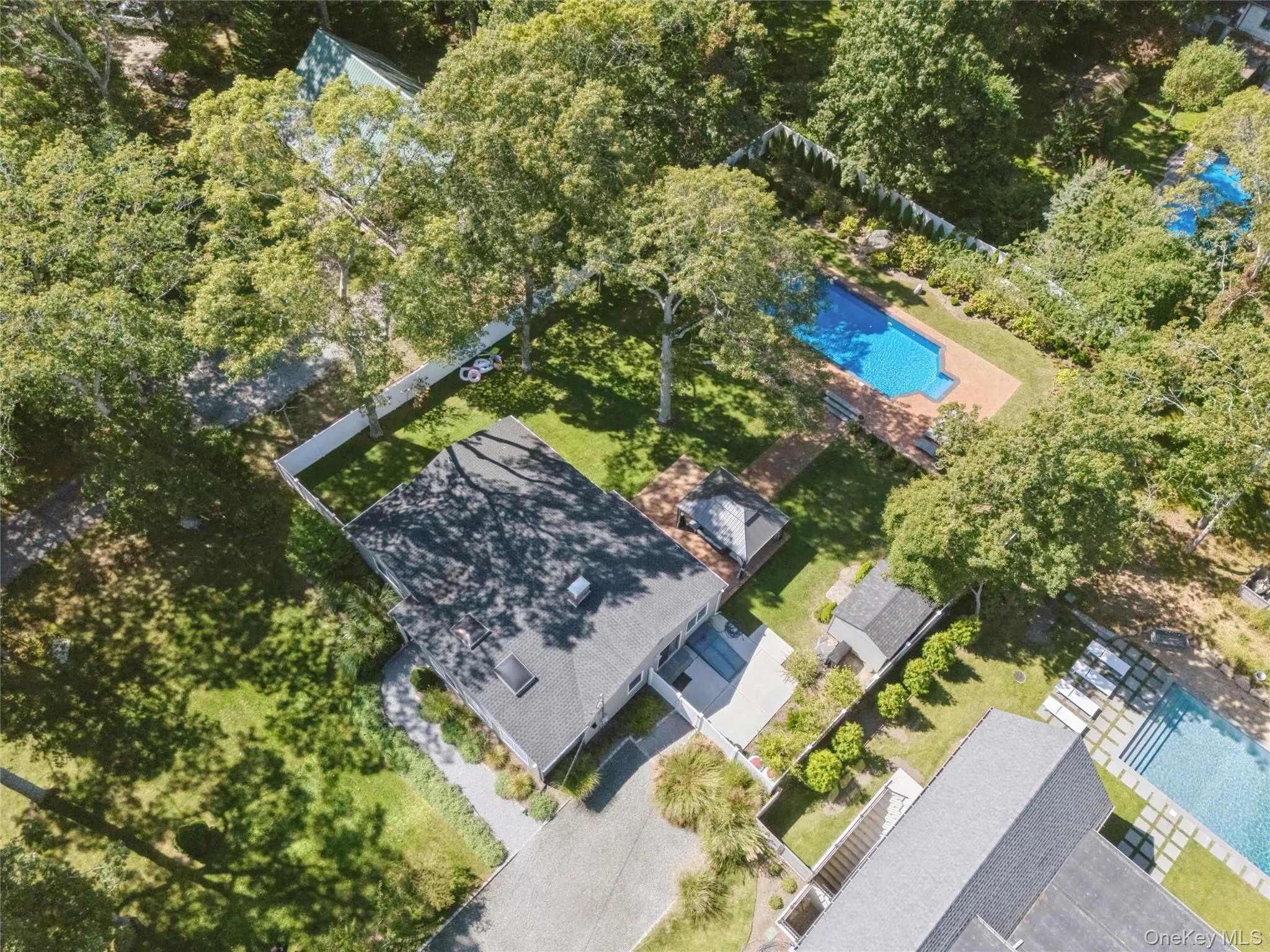 10 Rutland Road, East Hampton, NY, 3 Bedrooms Bedrooms, 7 Rooms Rooms,2 BathroomsBathrooms,Residential,For Rent,Rutland,0,916476 10 Rutland Road, East Hampton, NY, 3 Bedrooms Bedrooms, 7 Rooms Rooms,2 BathroomsBathrooms,Residential,For Rent,Rutland,0,916476