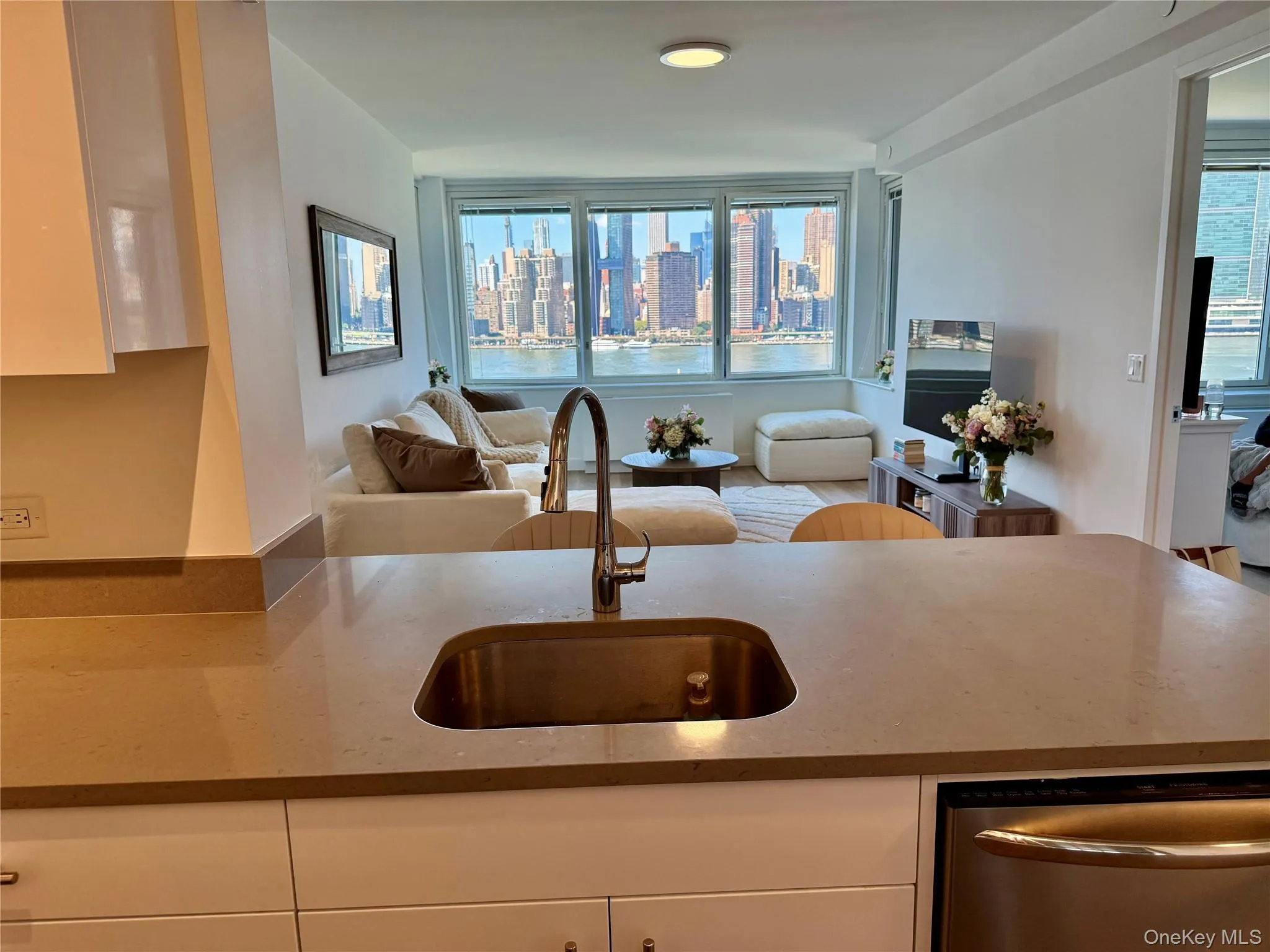 Kitchen featuring panoramic view of Manhattan Kitchen featuring panoramic view of Manhattan