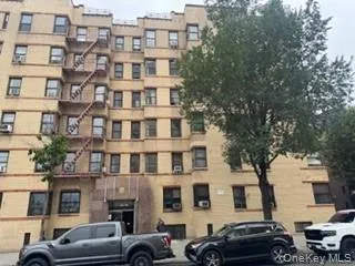 View of apartment building / complex View of apartment building / complex