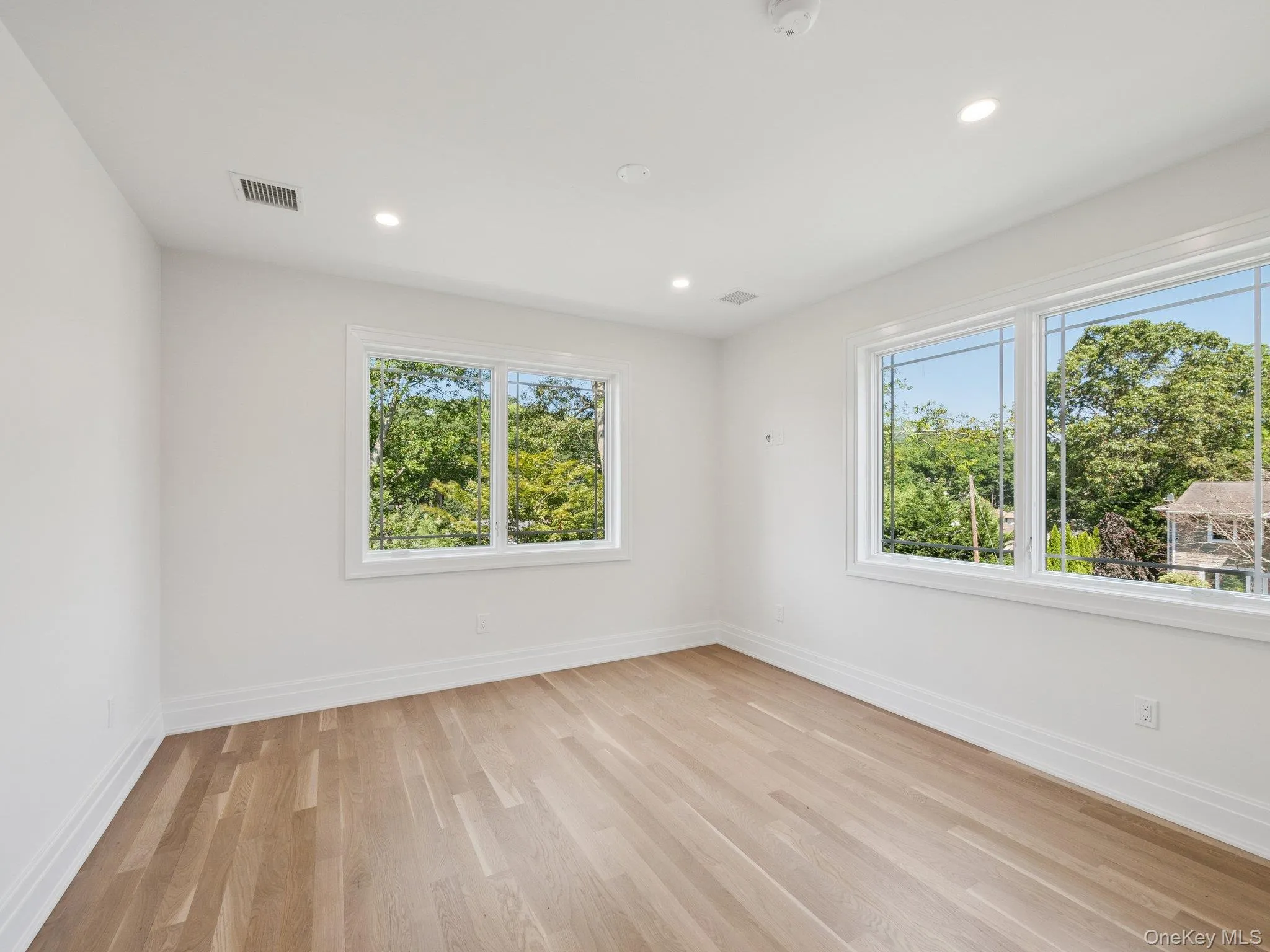2 Arthur Place, Oyster Bay, NY, 4 Bedrooms Bedrooms, 9 Rooms Rooms,3 BathroomsBathrooms,Residential Lease,Idx,Arthur,0,916738 2 Arthur Place, Oyster Bay, NY, 4 Bedrooms Bedrooms, 9 Rooms Rooms,3 BathroomsBathrooms,Residential Lease,Idx,Arthur,0,916738
