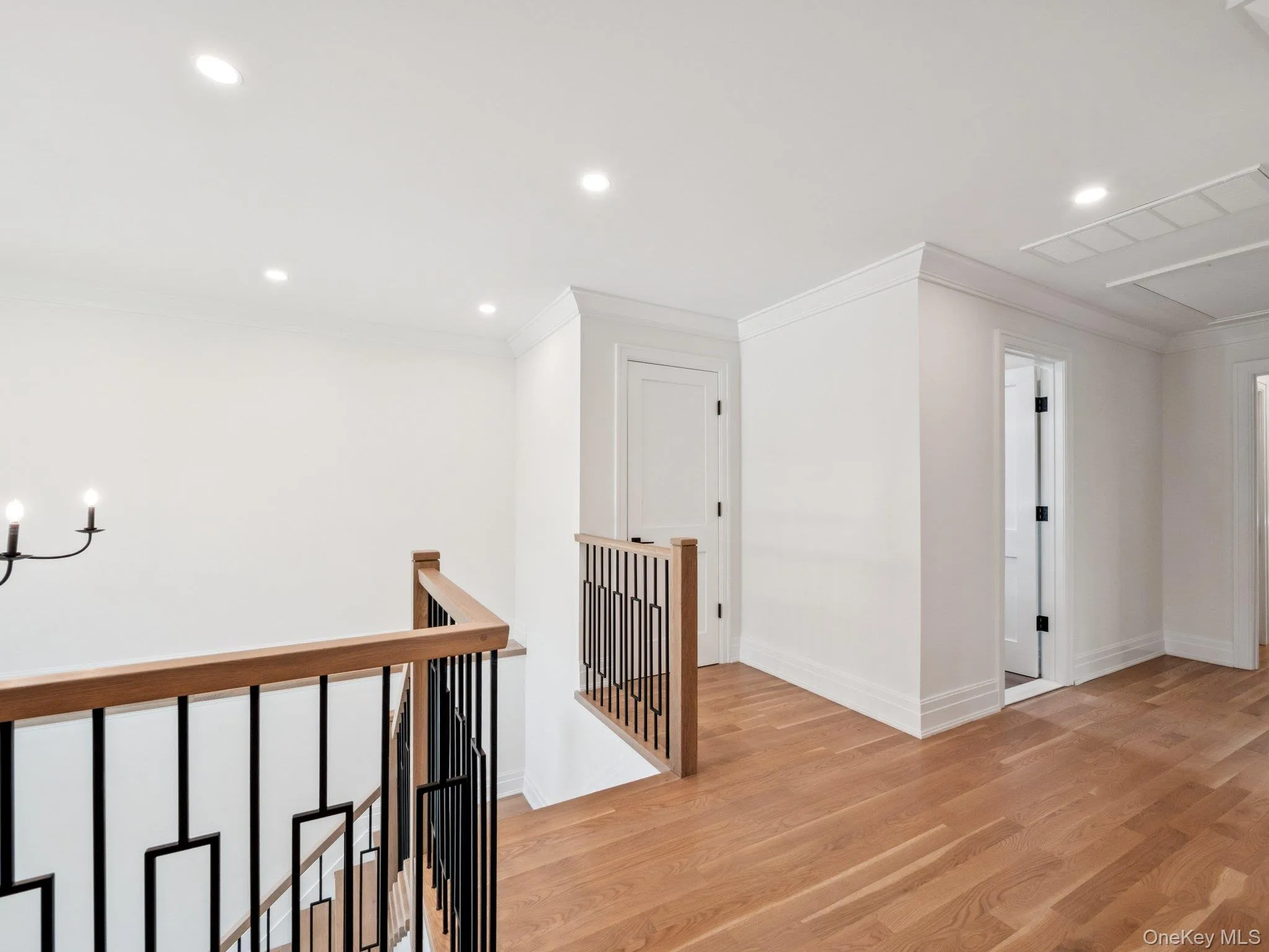 2 Arthur Place, Oyster Bay, NY, 4 Bedrooms Bedrooms, 9 Rooms Rooms,3 BathroomsBathrooms,Residential Lease,Idx,Arthur,0,916738 2 Arthur Place, Oyster Bay, NY, 4 Bedrooms Bedrooms, 9 Rooms Rooms,3 BathroomsBathrooms,Residential Lease,Idx,Arthur,0,916738