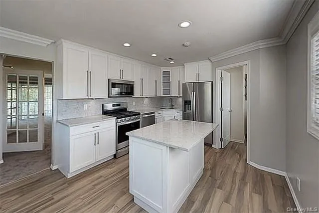 137 Overlook Drive, Brookhaven, NY, 2 Bedrooms Bedrooms, 6 Rooms Rooms,2 BathroomsBathrooms,Residential Lease,Idx,Overlook,0,916767 137 Overlook Drive, Brookhaven, NY, 2 Bedrooms Bedrooms, 6 Rooms Rooms,2 BathroomsBathrooms,Residential Lease,Idx,Overlook,0,916767