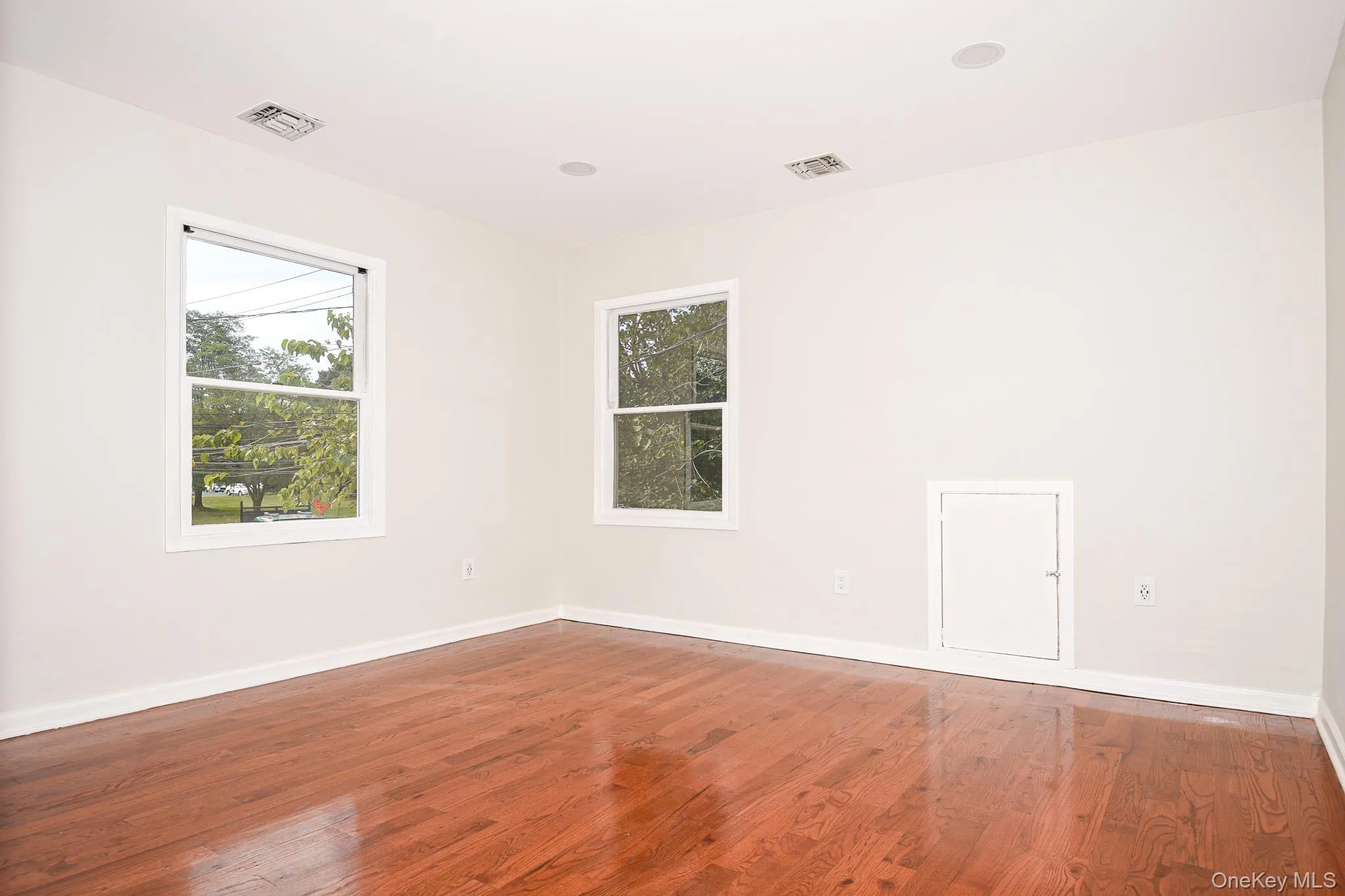 95 Pulaski Road, Huntington, NY, 5 Bedrooms Bedrooms, 11 Rooms Rooms,4 BathroomsBathrooms,Residential,For Rent,Pulaski,0,916837 95 Pulaski Road, Huntington, NY, 5 Bedrooms Bedrooms, 11 Rooms Rooms,4 BathroomsBathrooms,Residential,For Rent,Pulaski,0,916837
