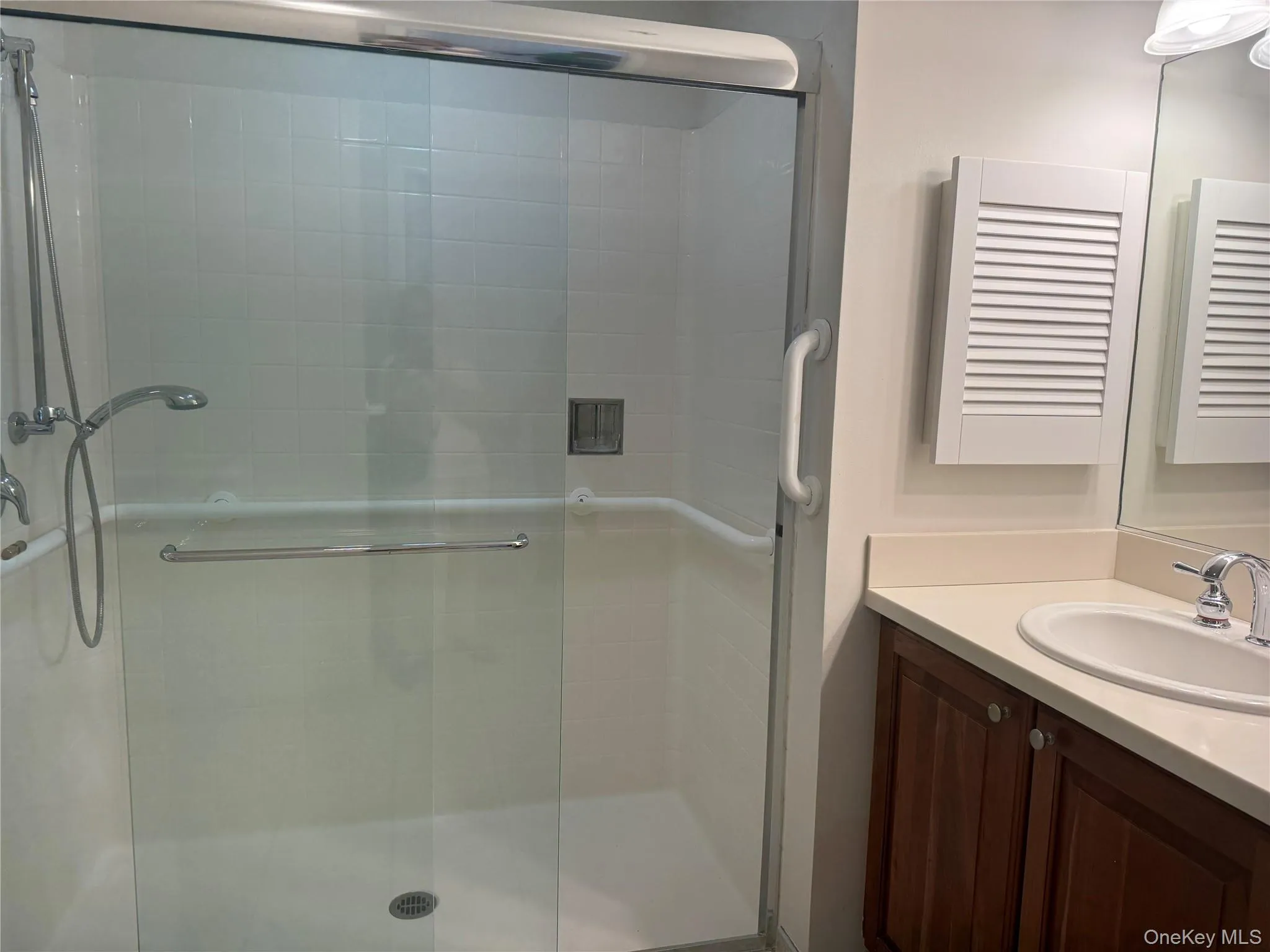 300 Overlook, North Hempstead, NY, 1 Bedroom Bedrooms, 3 Rooms Rooms,1 BathroomBathrooms,Residential Lease,Idx,Overlook,0,917007 300 Overlook, North Hempstead, NY, 1 Bedroom Bedrooms, 3 Rooms Rooms,1 BathroomBathrooms,Residential Lease,Idx,Overlook,0,917007