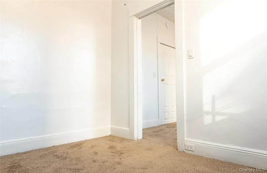 14 Horton Avenue, New Rochelle, NY, 4 Bedrooms Bedrooms, 7 Rooms Rooms,1 BathroomBathrooms,Residential Lease,Idx,Horton,917009 14 Horton Avenue, New Rochelle, NY, 4 Bedrooms Bedrooms, 7 Rooms Rooms,1 BathroomBathrooms,Residential Lease,Idx,Horton,917009