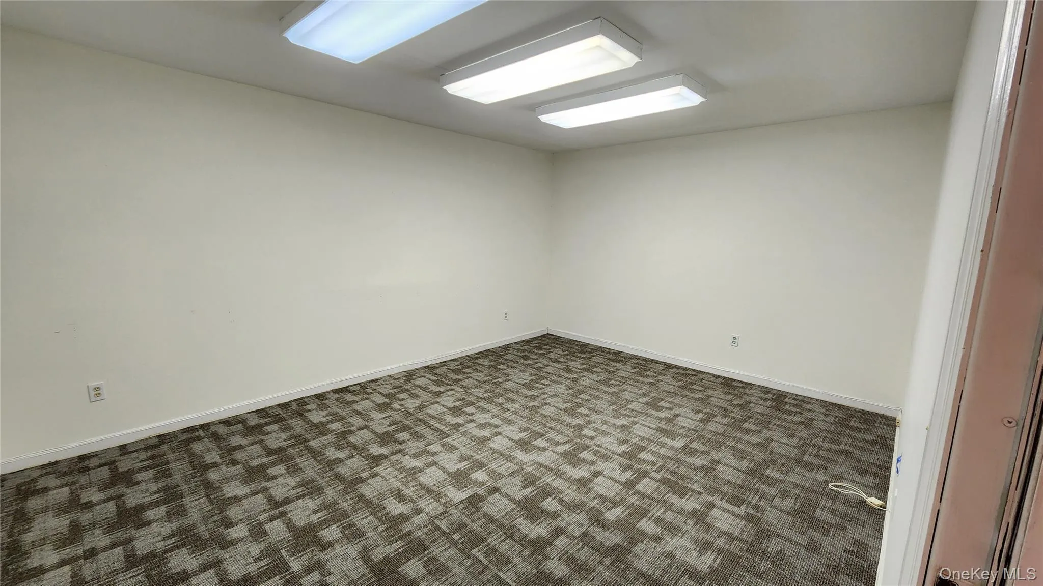 Rear Center Room. Size Approx. 12.25ft x 16.2ft Rear Center Room. Size Approx. 12.25ft x 16.2ft