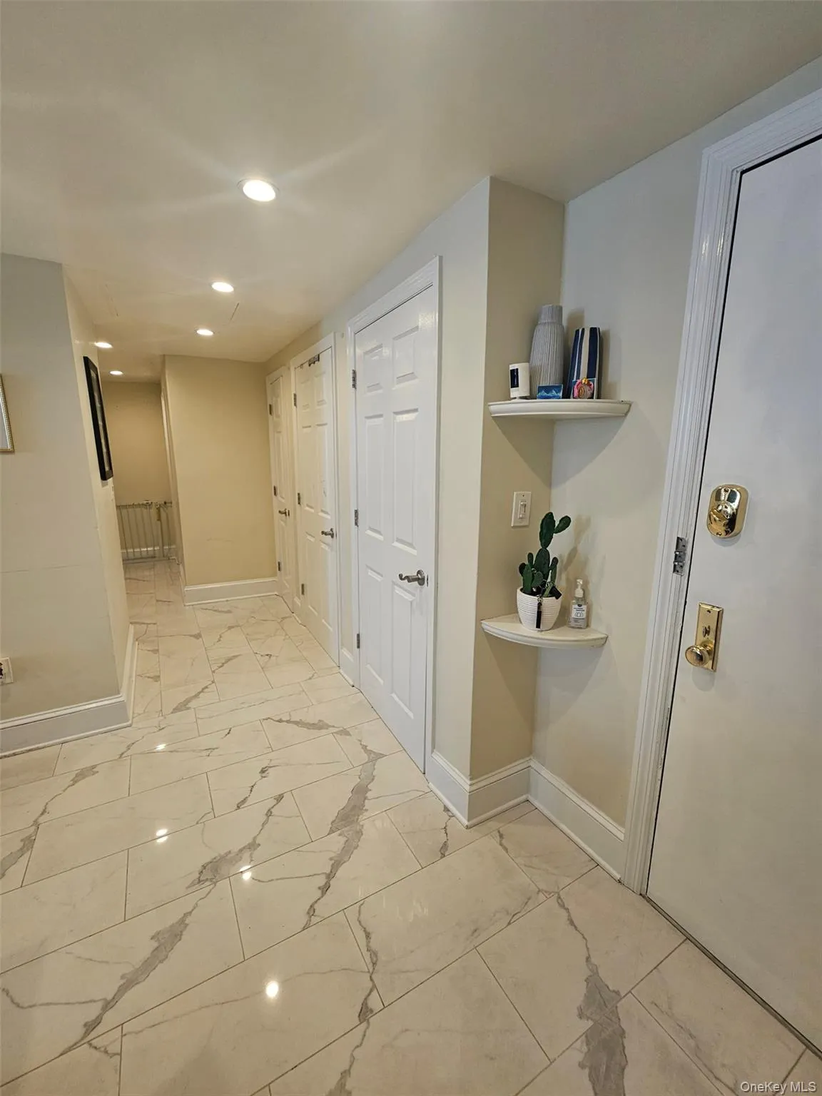 250 North Broadway, Yonkers, NY, 2 Bedrooms Bedrooms, 5 Rooms Rooms,1 BathroomBathrooms,Residential,For Rent,North Broadway,0,917152 250 North Broadway, Yonkers, NY, 2 Bedrooms Bedrooms, 5 Rooms Rooms,1 BathroomBathrooms,Residential,For Rent,North Broadway,0,917152