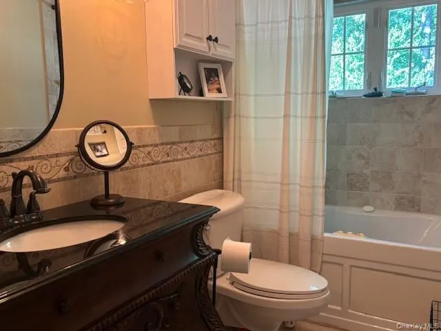 32 Hitherbrook Road, Smithtown, NY, 4 Bedrooms Bedrooms, 9 Rooms Rooms,3 BathroomsBathrooms,Residential Lease,Idx,Hitherbrook,0,917261 32 Hitherbrook Road, Smithtown, NY, 4 Bedrooms Bedrooms, 9 Rooms Rooms,3 BathroomsBathrooms,Residential Lease,Idx,Hitherbrook,0,917261