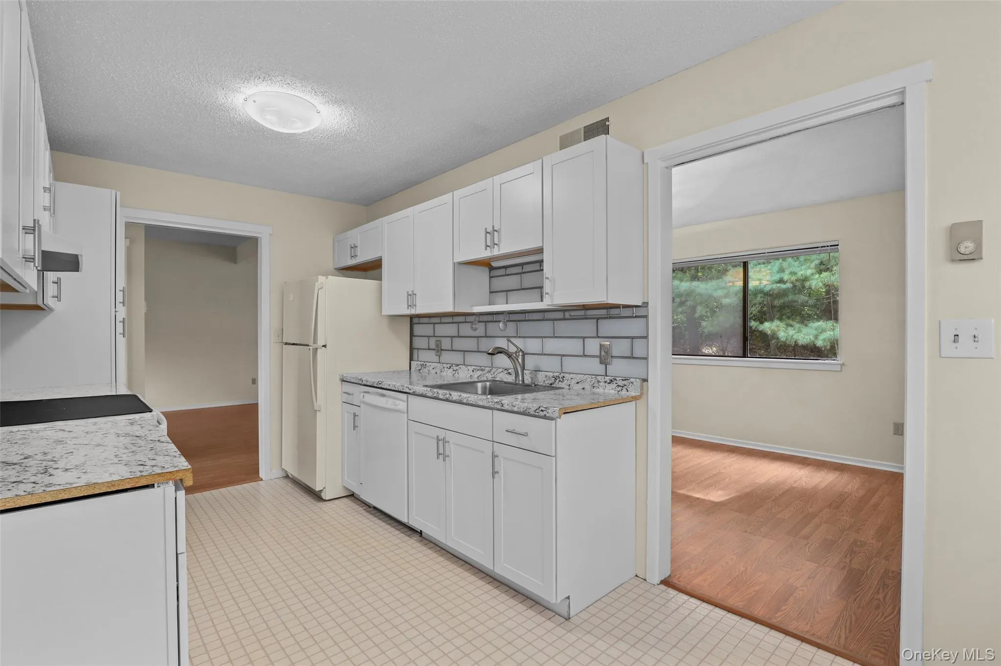 Another look of the Kitchen Another look of the Kitchen