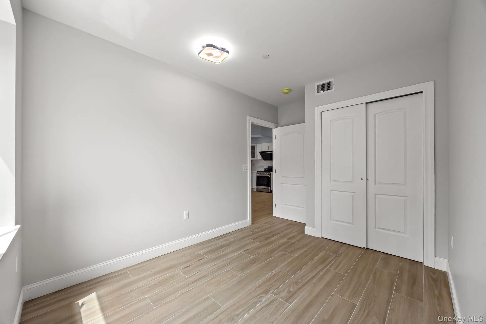 13225 41st Avenue, New York, NY, 1 Bedroom Bedrooms, 3 Rooms Rooms,1 BathroomBathrooms,Residential,For Rent,41st,0,917363 13225 41st Avenue, New York, NY, 1 Bedroom Bedrooms, 3 Rooms Rooms,1 BathroomBathrooms,Residential,For Rent,41st,0,917363
