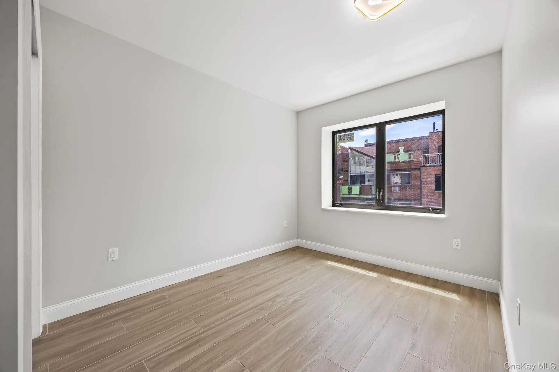 13225 41st Avenue, New York, NY, 1 Bedroom Bedrooms, 3 Rooms Rooms,1 BathroomBathrooms,Residential,For Rent,41st,0,917363 13225 41st Avenue, New York, NY, 1 Bedroom Bedrooms, 3 Rooms Rooms,1 BathroomBathrooms,Residential,For Rent,41st,0,917363