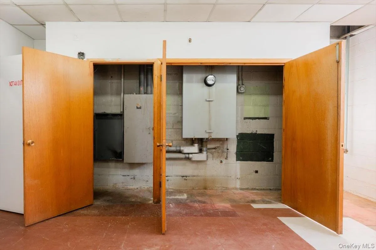 Three phase power Three phase power