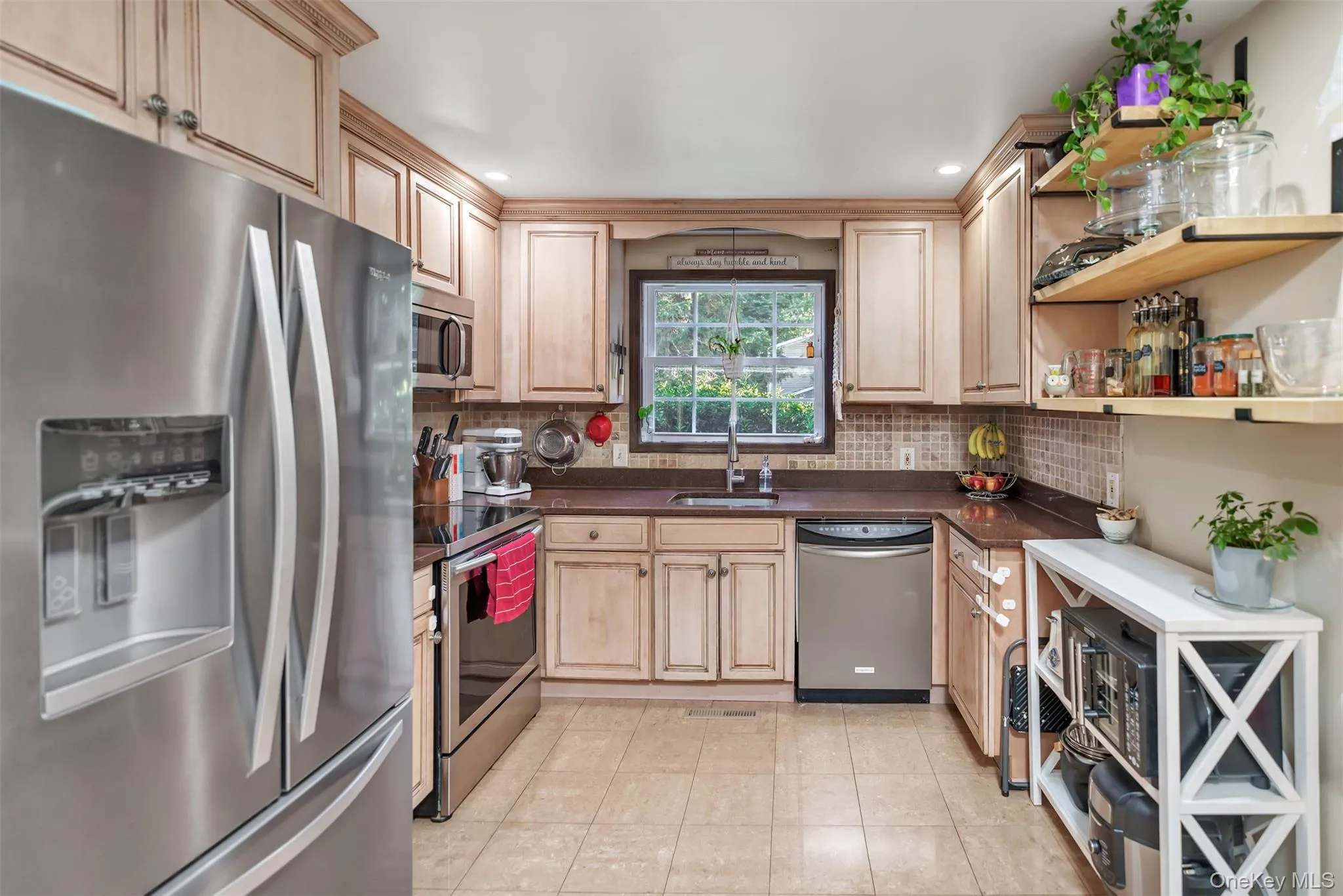 81 Beach Road, Riverhead, NY, 3 Bedrooms Bedrooms, 7 Rooms Rooms,2 BathroomsBathrooms,Residential,For Rent,Beach,0,917404 81 Beach Road, Riverhead, NY, 3 Bedrooms Bedrooms, 7 Rooms Rooms,2 BathroomsBathrooms,Residential,For Rent,Beach,0,917404