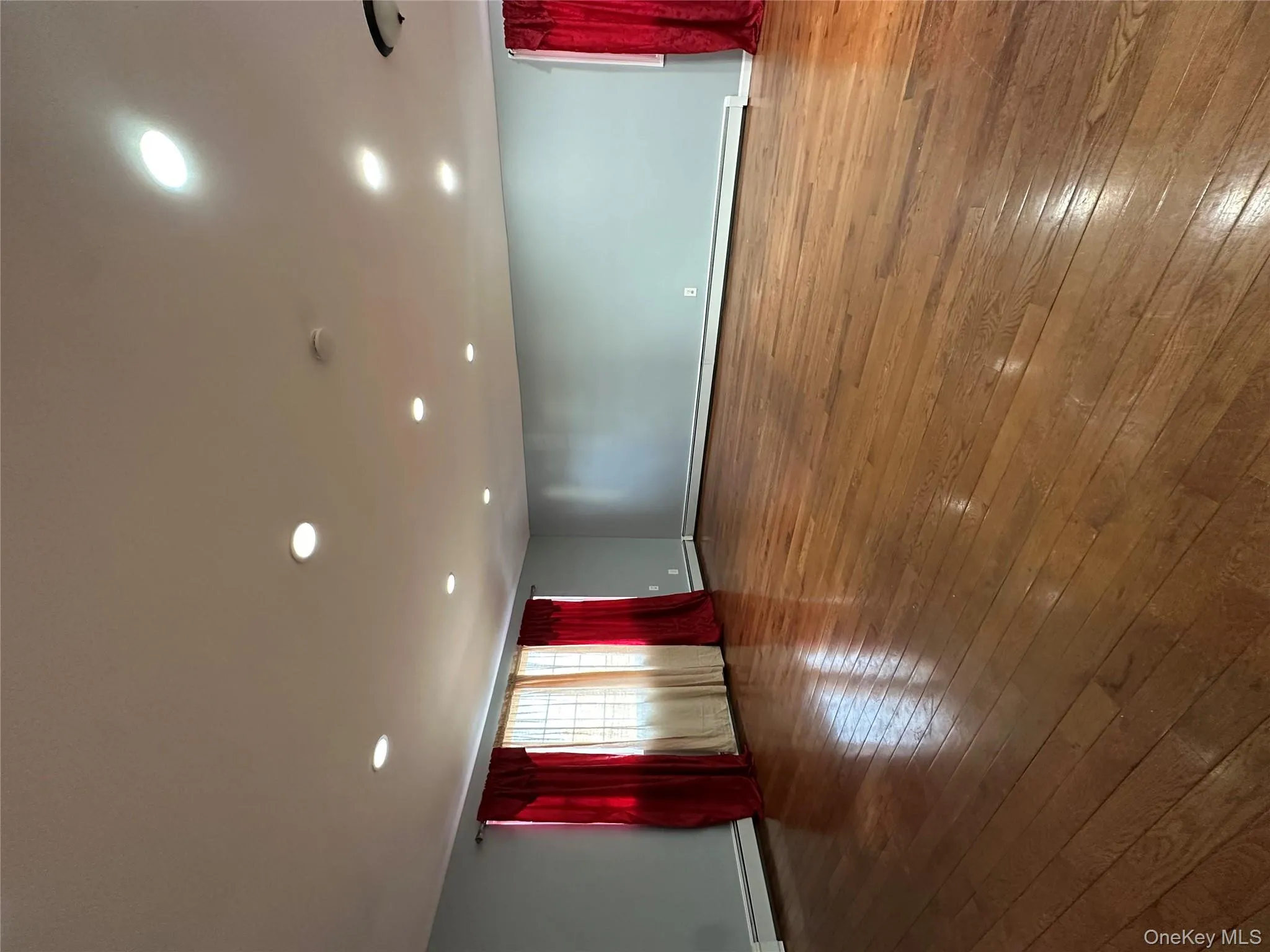 23518 147th Road, New York, NY, 3 Bedrooms Bedrooms, 4 Rooms Rooms,2 BathroomsBathrooms,Residential Lease,For Rent,147th,0,917491 23518 147th Road, New York, NY, 3 Bedrooms Bedrooms, 4 Rooms Rooms,2 BathroomsBathrooms,Residential Lease,For Rent,147th,0,917491