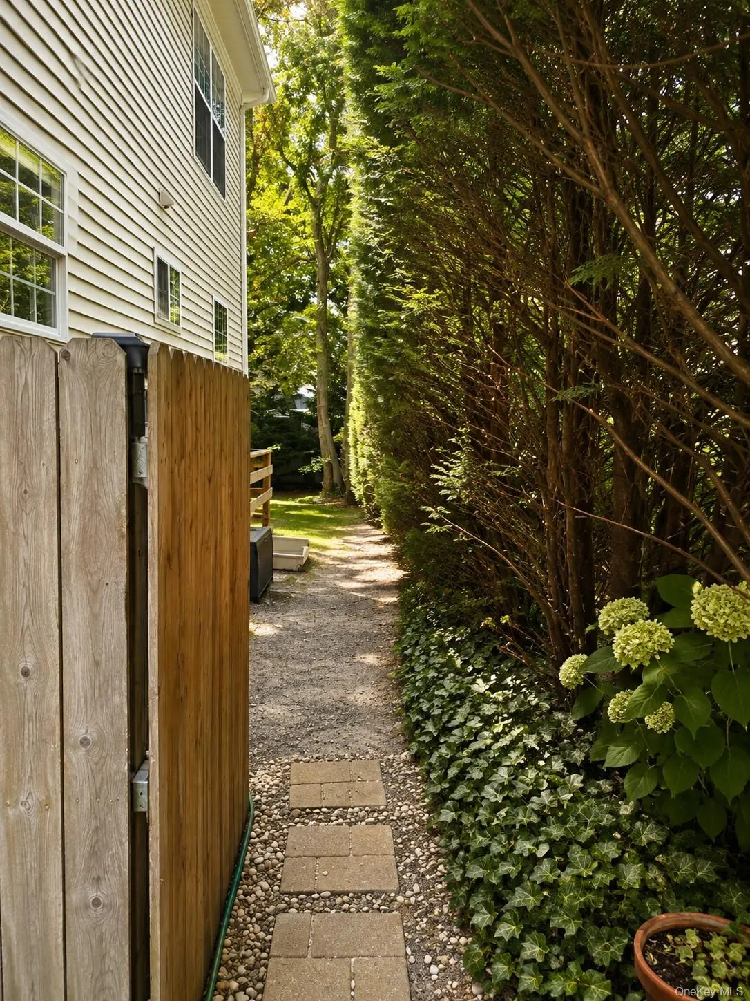 32 Atlantic Avenue, Southampton, NY, 4 Bedrooms Bedrooms, 6 Rooms Rooms,2 BathroomsBathrooms,Residential,For Rent,Atlantic,0,917538 32 Atlantic Avenue, Southampton, NY, 4 Bedrooms Bedrooms, 6 Rooms Rooms,2 BathroomsBathrooms,Residential,For Rent,Atlantic,0,917538