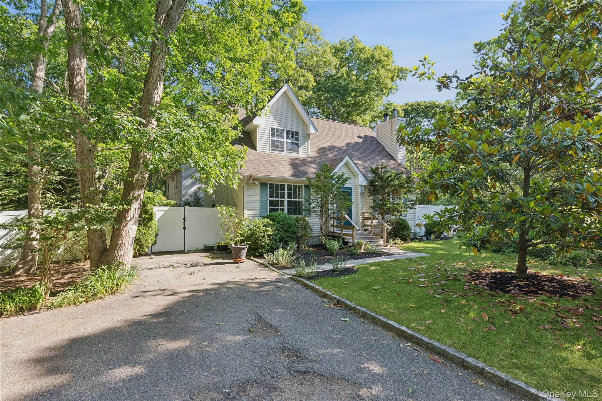 32 Atlantic Avenue, Southampton, NY, 4 Bedrooms Bedrooms, 6 Rooms Rooms,2 BathroomsBathrooms,Residential,For Rent,Atlantic,0,917538 32 Atlantic Avenue, Southampton, NY, 4 Bedrooms Bedrooms, 6 Rooms Rooms,2 BathroomsBathrooms,Residential,For Rent,Atlantic,0,917538