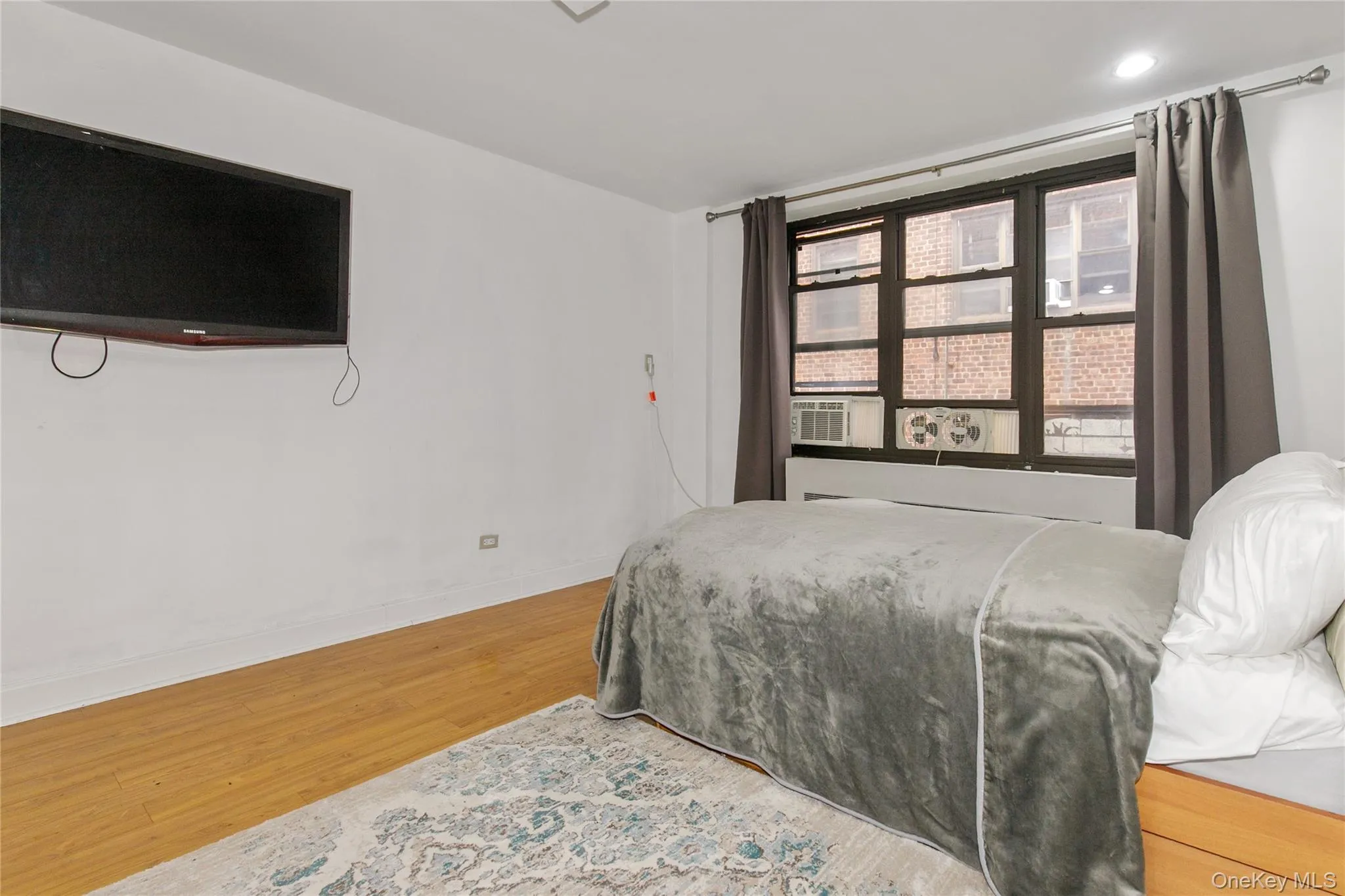 15 Canterbury Road, North Hempstead, NY, 1 Room Rooms,1 BathroomBathrooms,Residential,For Rent,Canterbury,0,917638 15 Canterbury Road, North Hempstead, NY, 1 Room Rooms,1 BathroomBathrooms,Residential,For Rent,Canterbury,0,917638