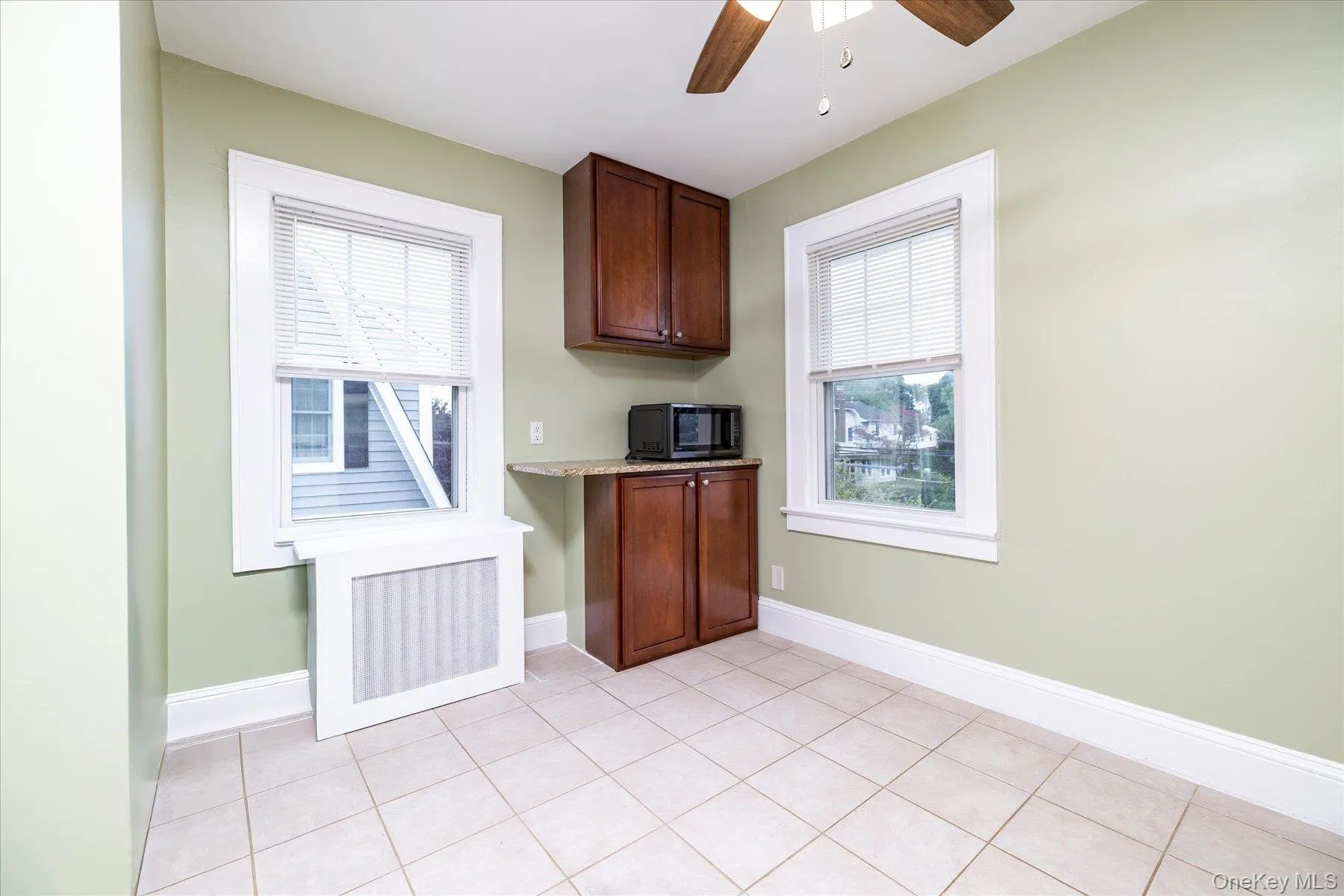 Kitchen Counter & Cabinet Kitchen Counter & Cabinet