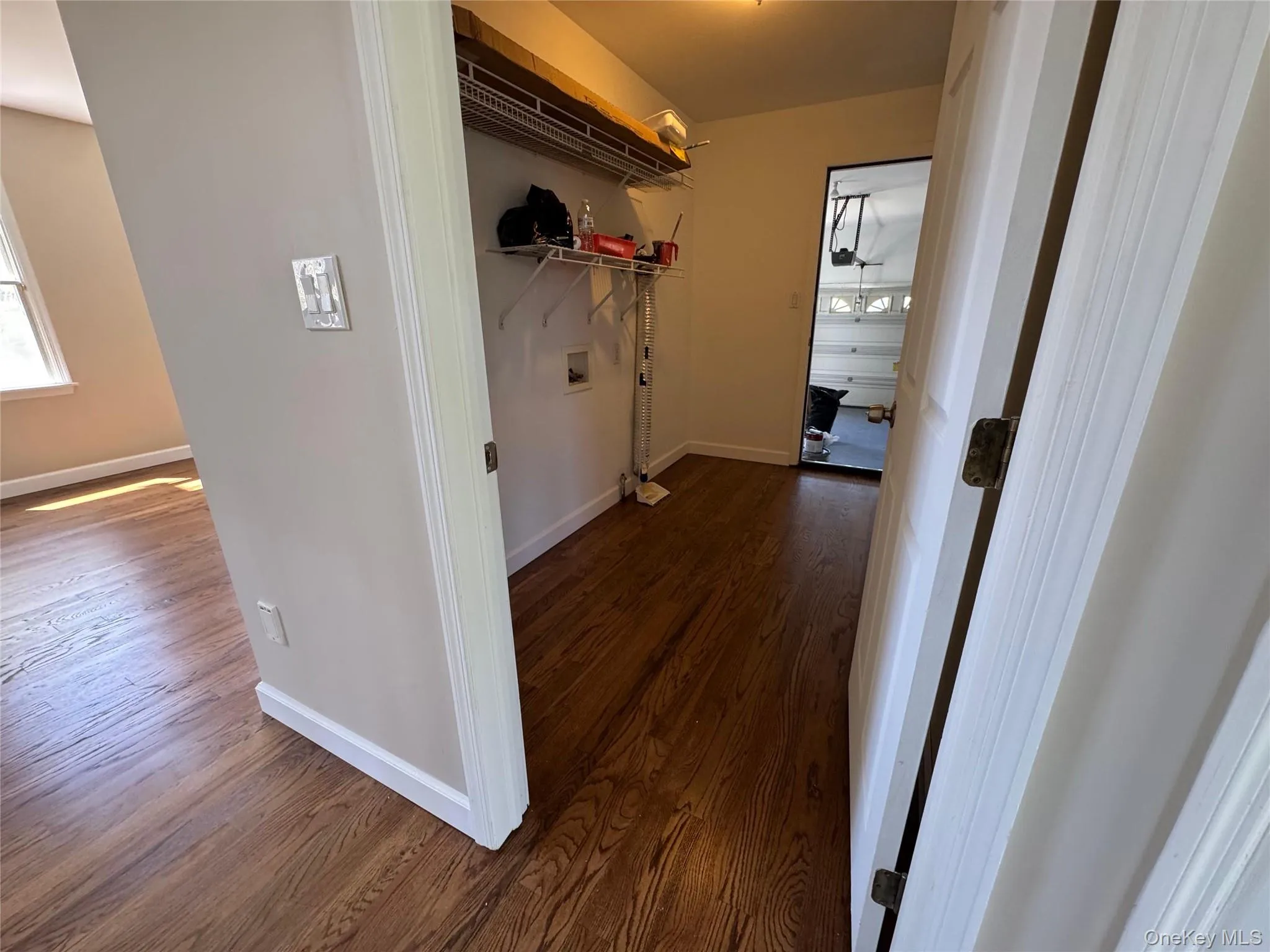 Spacious Laundry room/ Mud room Spacious Laundry room/ Mud room