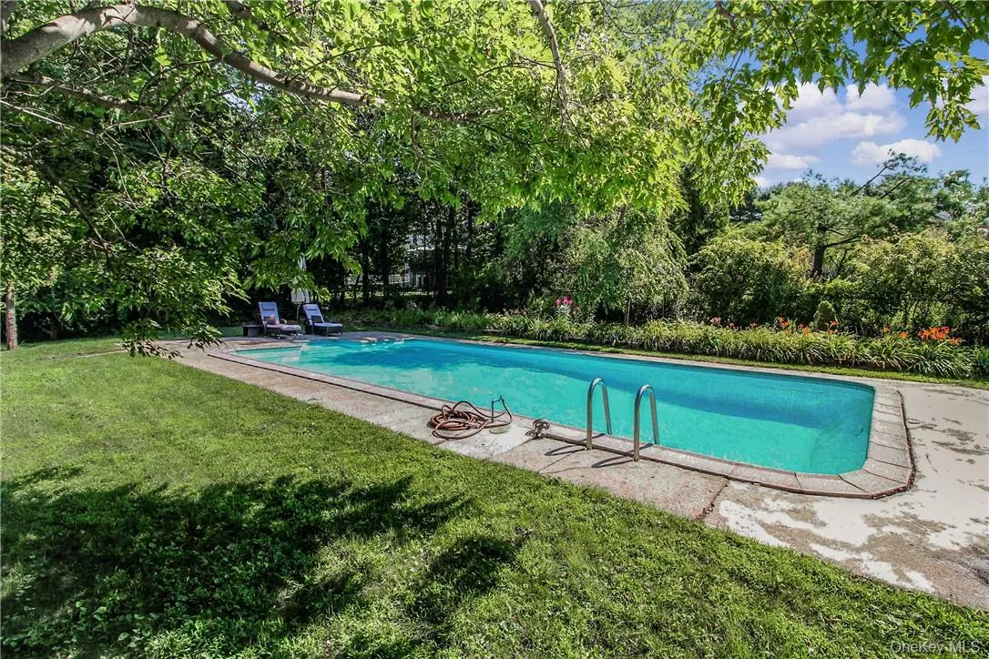 In-ground pool In-ground pool