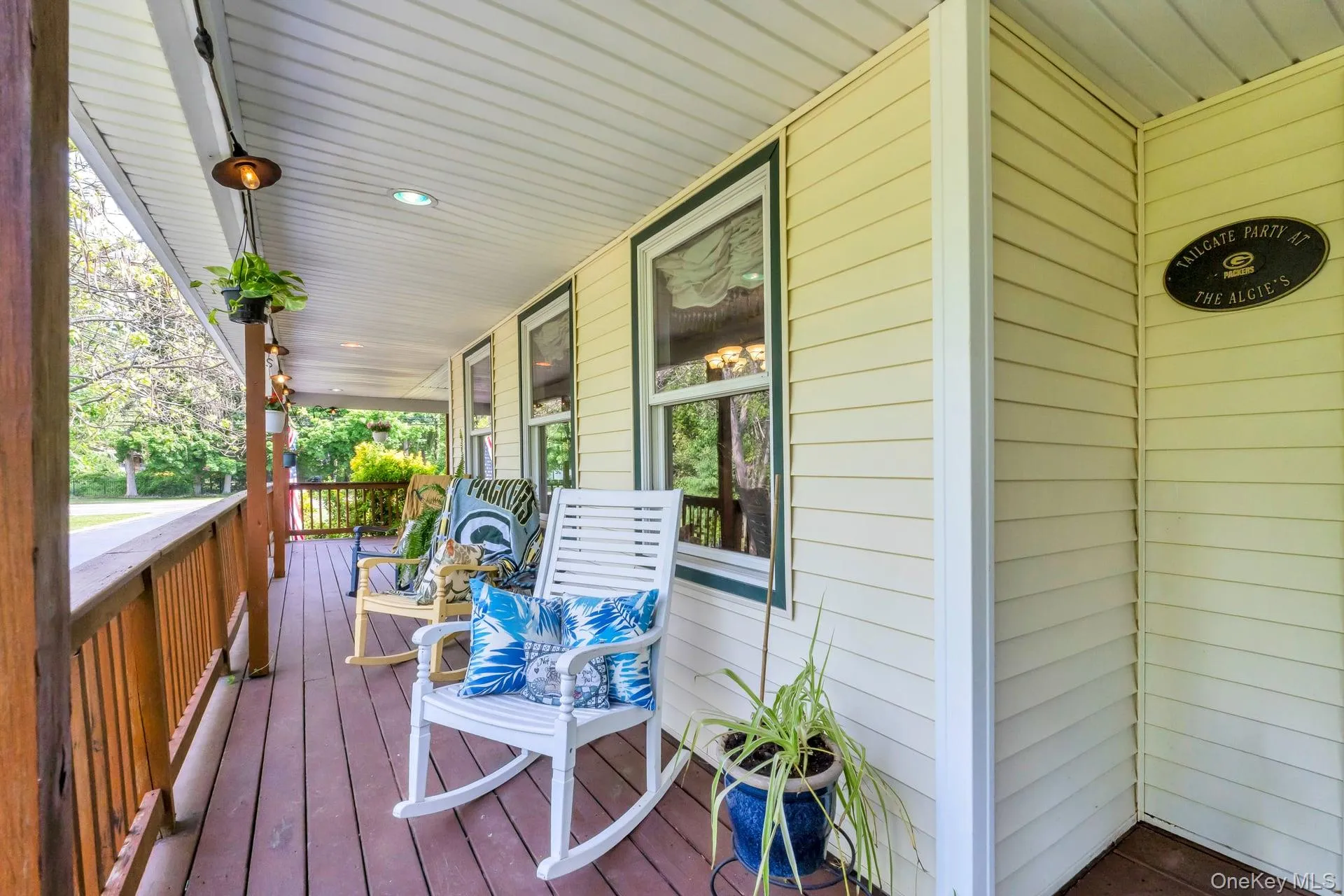 506 Moriches Middle Island Road, Brookhaven, NY, 5 Bedrooms Bedrooms, 8 Rooms Rooms,3 BathroomsBathrooms,Residential,For Rent,Moriches Middle Island,0,917798 506 Moriches Middle Island Road, Brookhaven, NY, 5 Bedrooms Bedrooms, 8 Rooms Rooms,3 BathroomsBathrooms,Residential,For Rent,Moriches Middle Island,0,917798