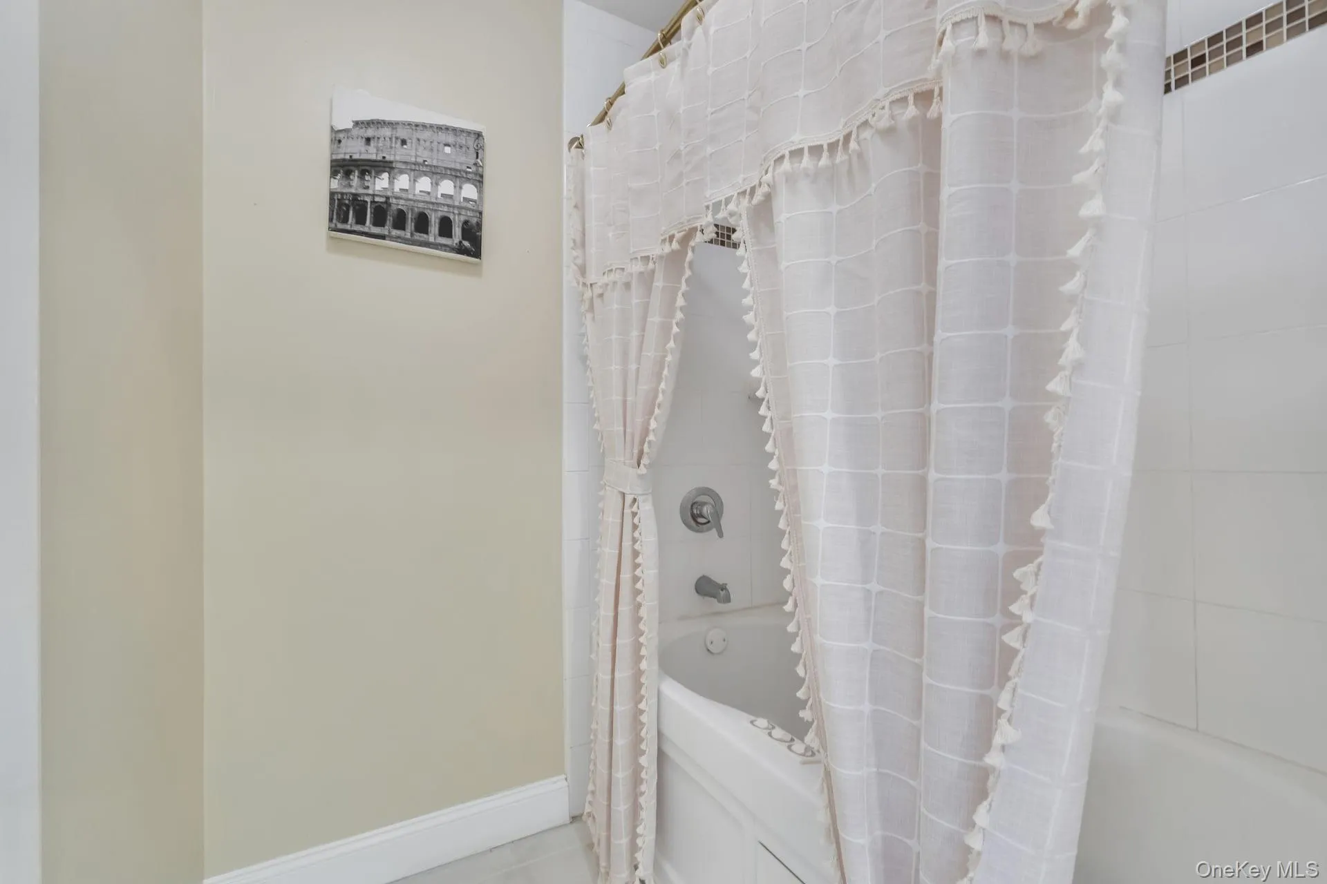 506 Moriches Middle Island Road, Brookhaven, NY, 5 Bedrooms Bedrooms, 8 Rooms Rooms,3 BathroomsBathrooms,Residential,For Rent,Moriches Middle Island,0,917798 506 Moriches Middle Island Road, Brookhaven, NY, 5 Bedrooms Bedrooms, 8 Rooms Rooms,3 BathroomsBathrooms,Residential,For Rent,Moriches Middle Island,0,917798
