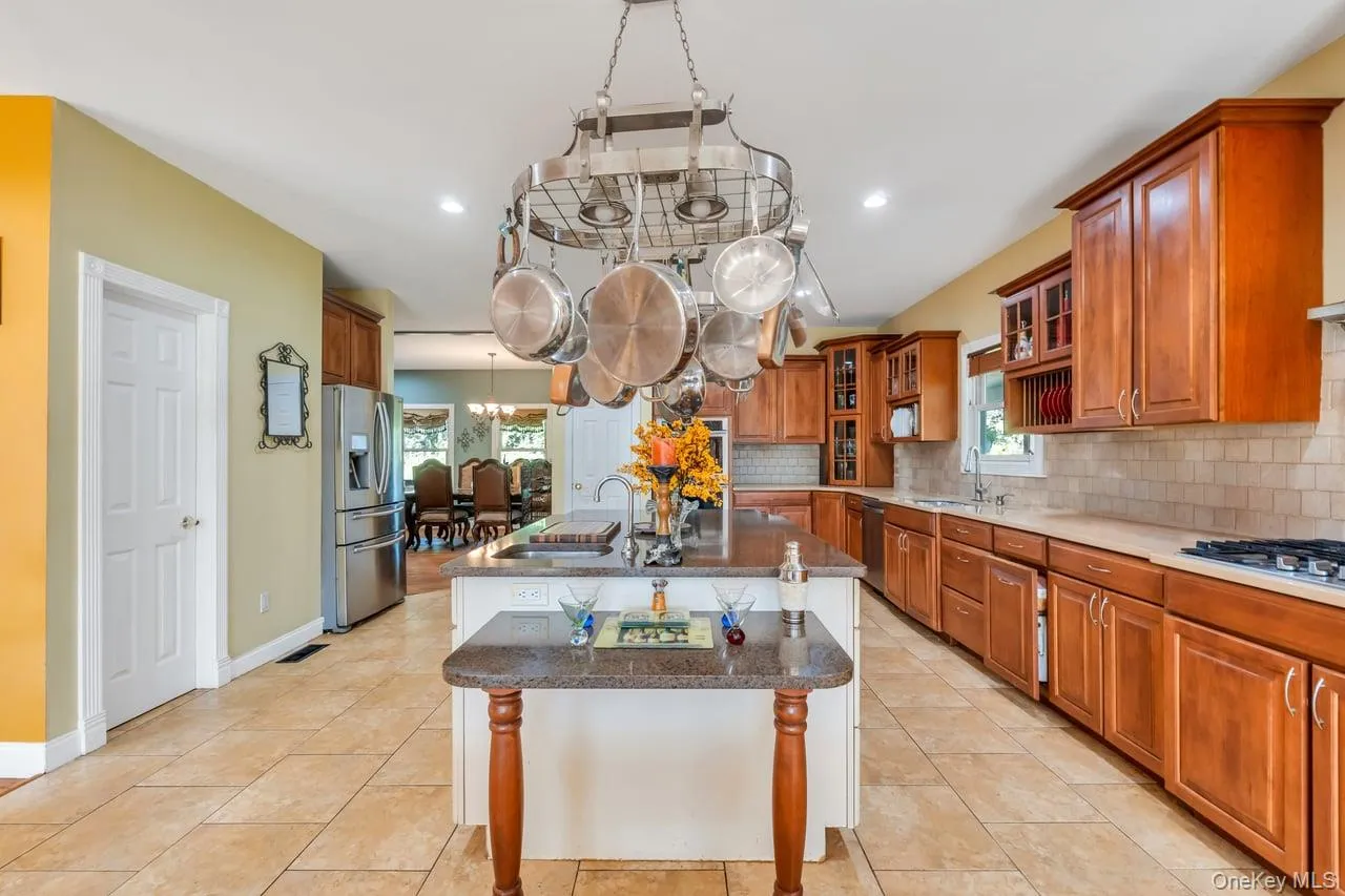506 Moriches Middle Island Road, Brookhaven, NY, 5 Bedrooms Bedrooms, 8 Rooms Rooms,3 BathroomsBathrooms,Residential,For Rent,Moriches Middle Island,0,917798 506 Moriches Middle Island Road, Brookhaven, NY, 5 Bedrooms Bedrooms, 8 Rooms Rooms,3 BathroomsBathrooms,Residential,For Rent,Moriches Middle Island,0,917798