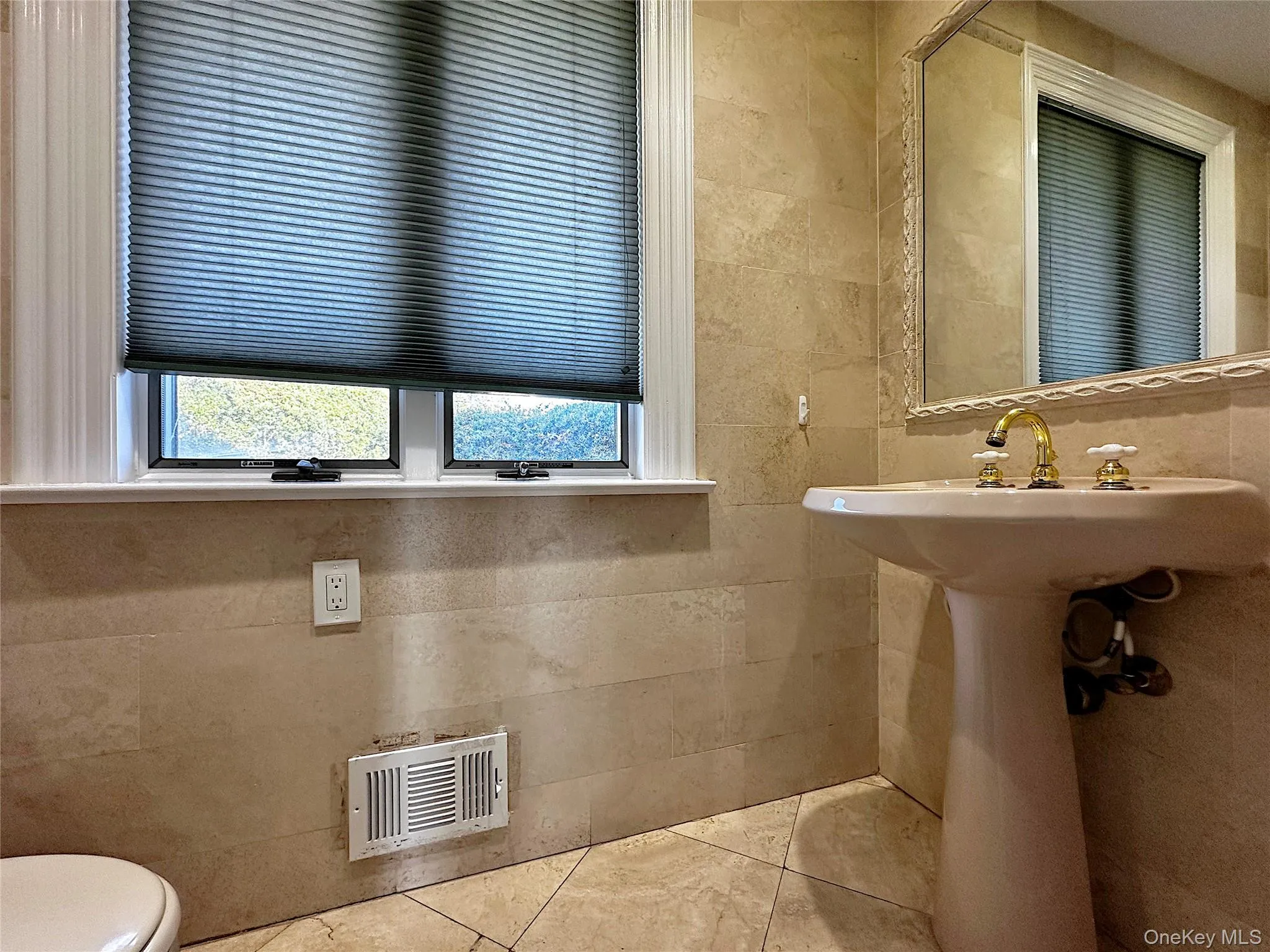 1090 Bayhead Drive, Mamaroneck, NY, 3 Bedrooms Bedrooms, 11 Rooms Rooms,2 BathroomsBathrooms,Residential Lease,Idx,Bayhead,0,917861 1090 Bayhead Drive, Mamaroneck, NY, 3 Bedrooms Bedrooms, 11 Rooms Rooms,2 BathroomsBathrooms,Residential Lease,Idx,Bayhead,0,917861