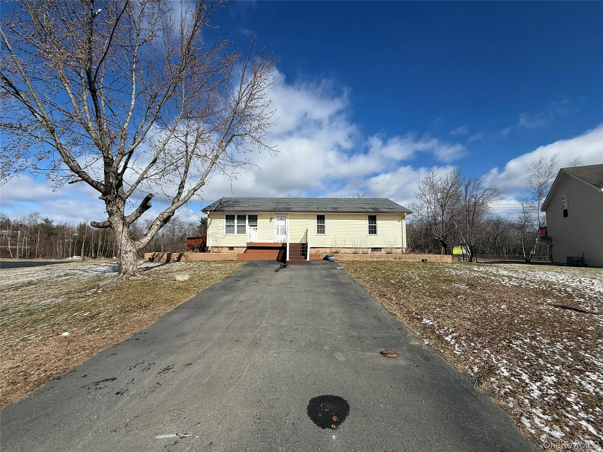 56 Club Lane, Thompson, NY, 3 Bedrooms Bedrooms, 6 Rooms Rooms,2 BathroomsBathrooms,Residential,For Rent,Club,0,917917 56 Club Lane, Thompson, NY, 3 Bedrooms Bedrooms, 6 Rooms Rooms,2 BathroomsBathrooms,Residential,For Rent,Club,0,917917